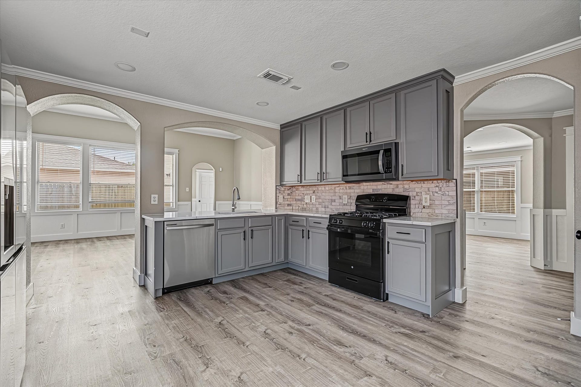 10326 Kentington Oak Drive, Humble, TX 77396