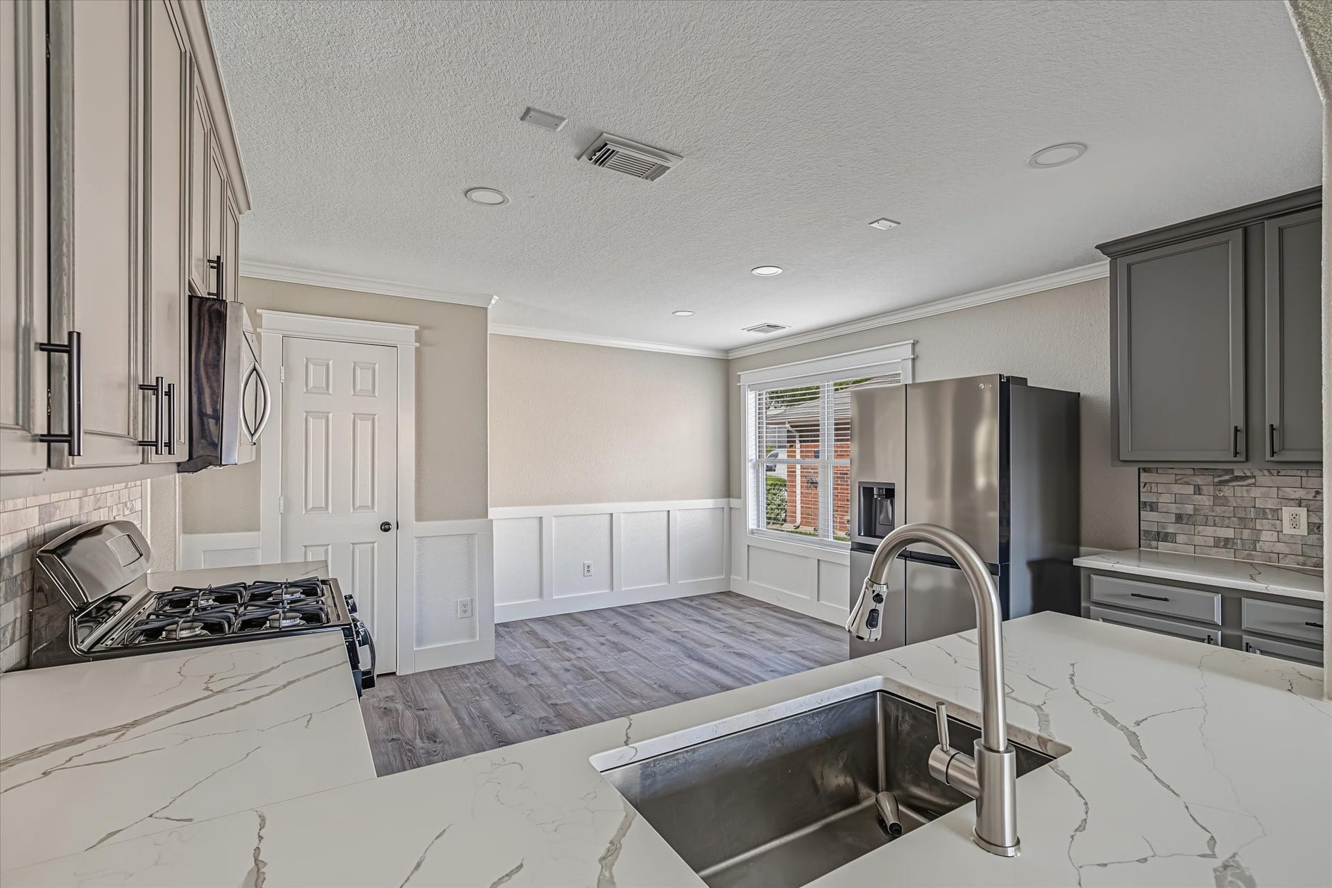 10326 Kentington Oak Drive, Humble, TX 77396