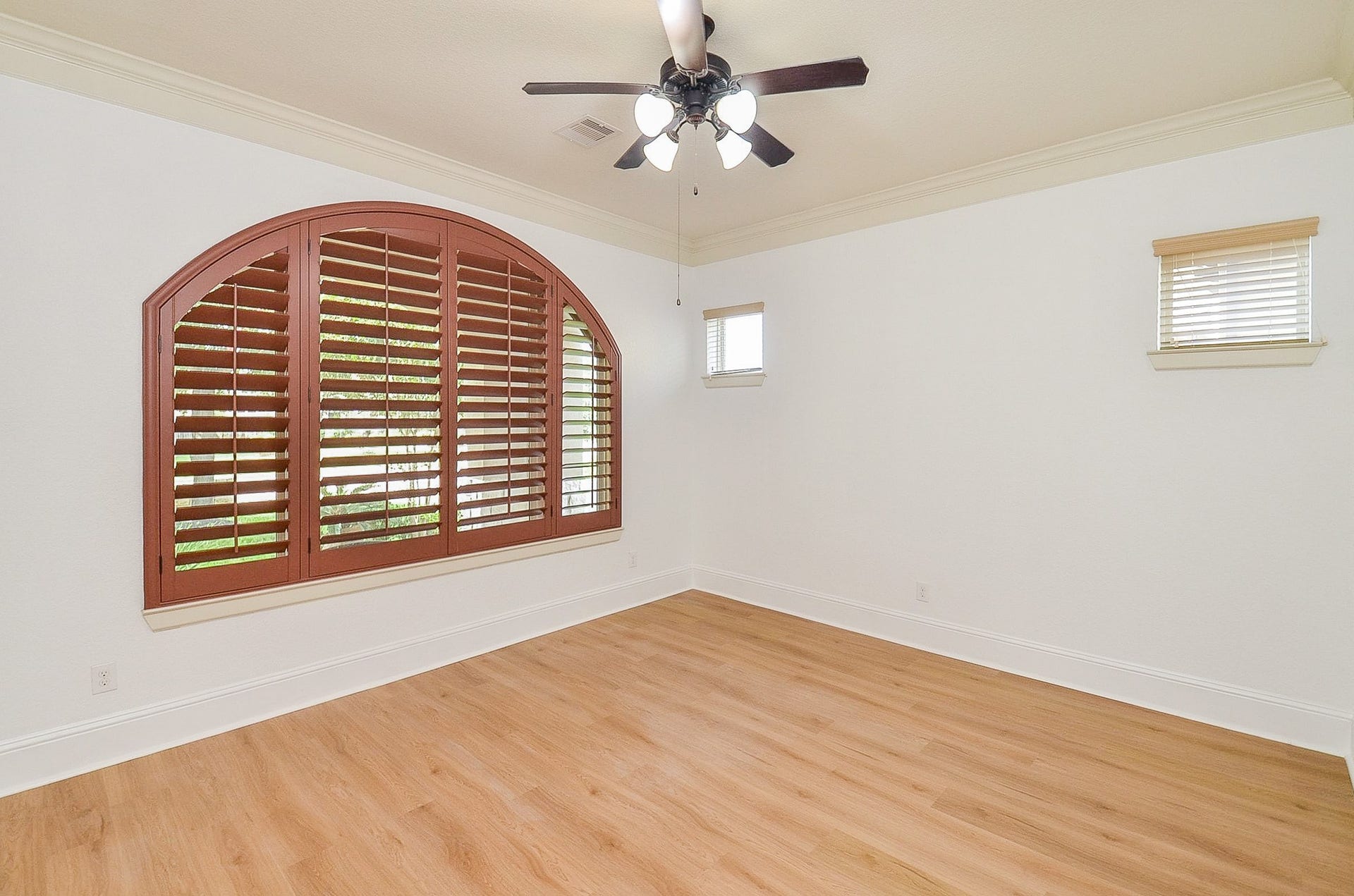 7711 Reseda Street, Sugar Land, TX 77479 7711 Reseda Street, Sugar Land, TX 77479