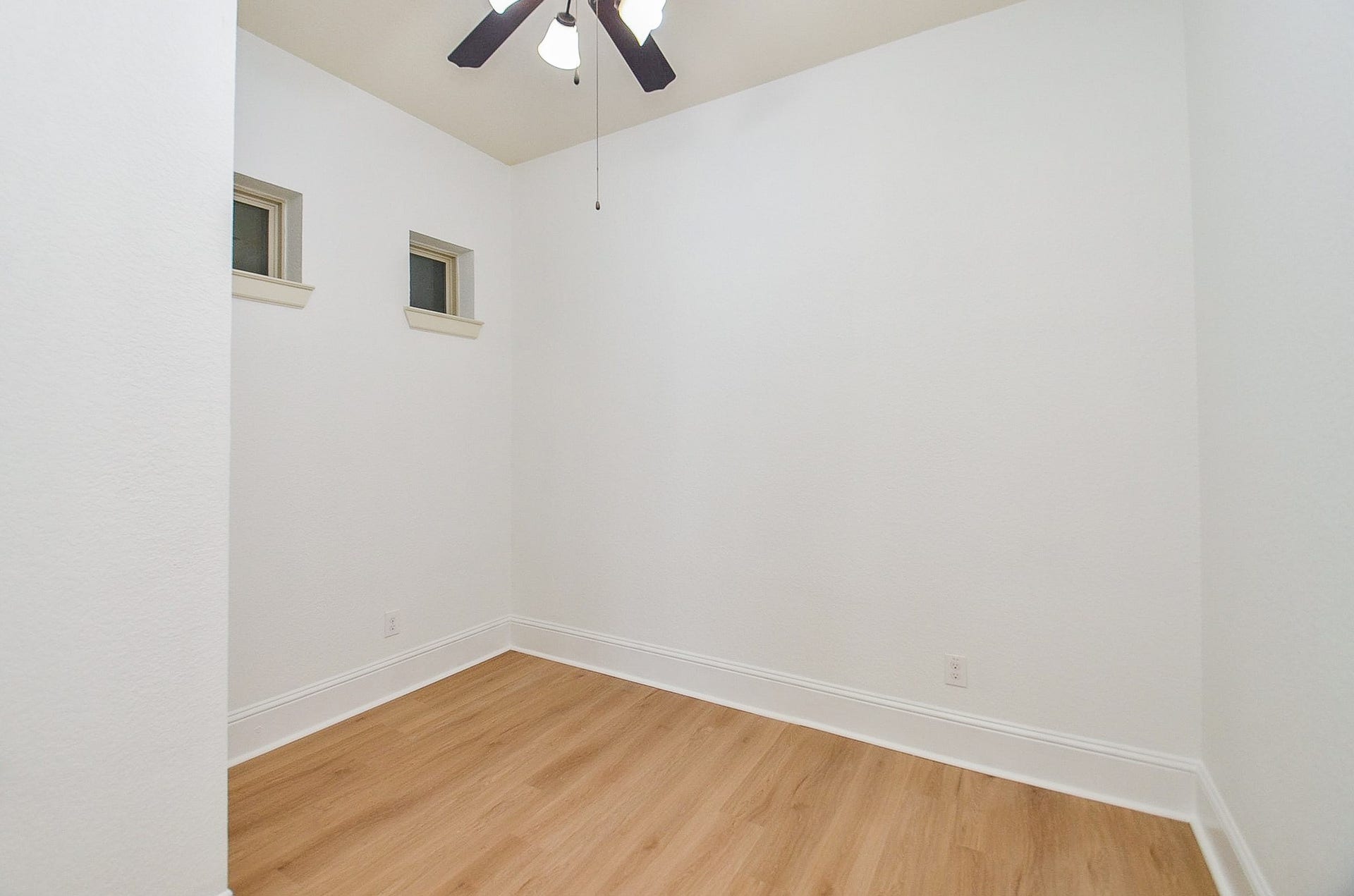 7711 Reseda Street, Sugar Land, TX 77479 7711 Reseda Street, Sugar Land, TX 77479