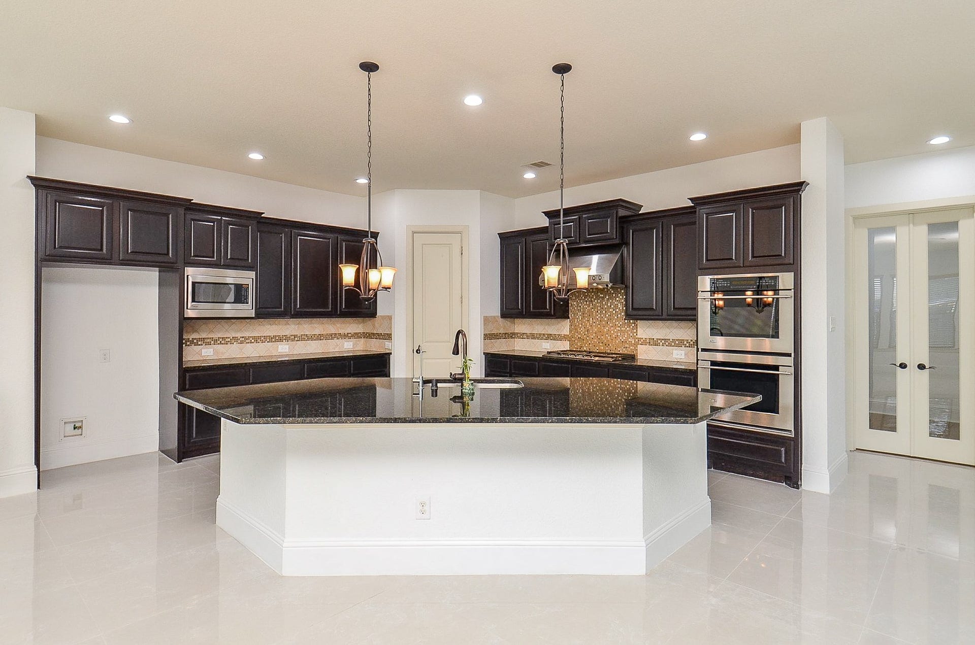 7711 Reseda Street, Sugar Land, TX 77479 7711 Reseda Street, Sugar Land, TX 77479
