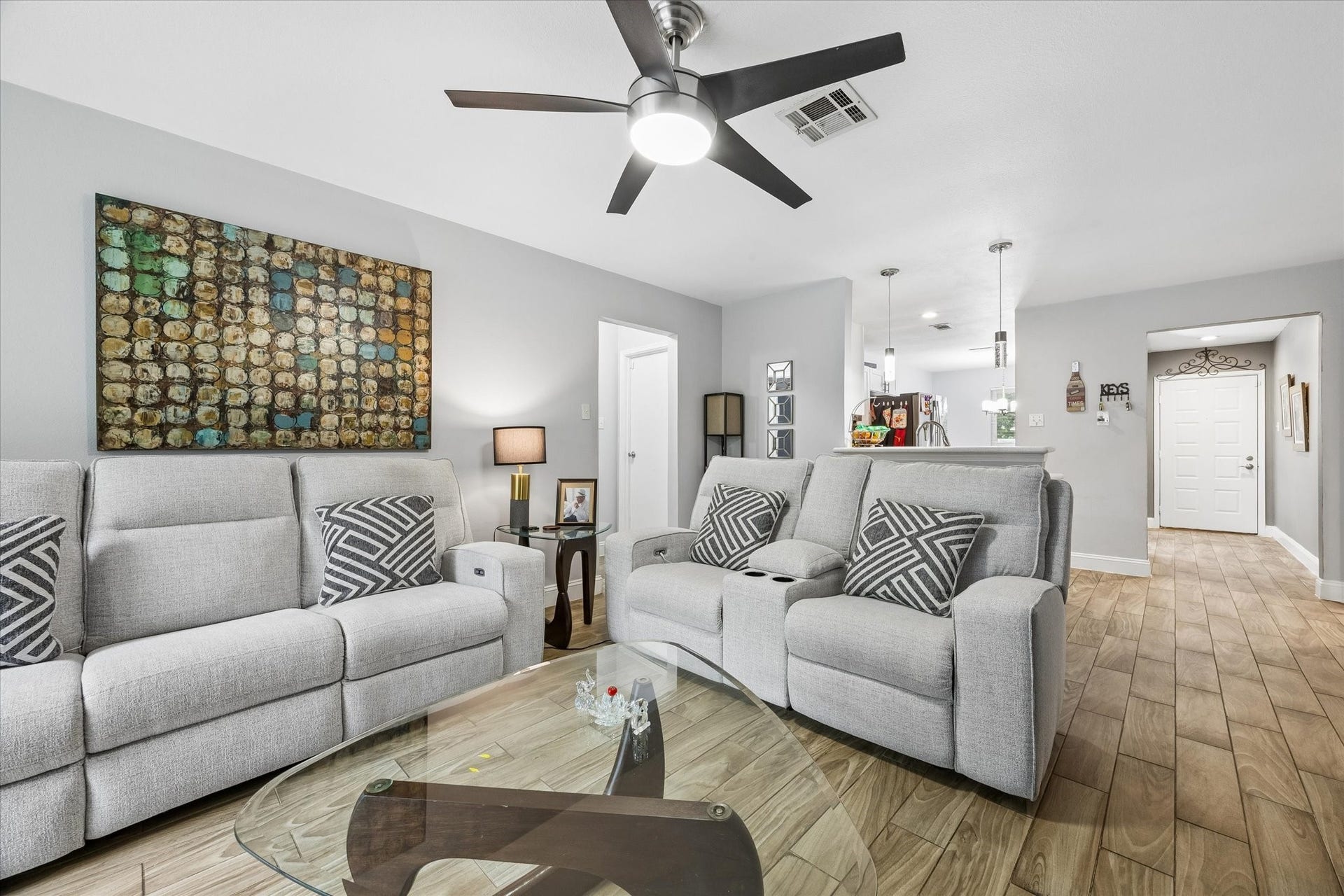 2907 Arkansas Avenue, Dickinson, TX 77539 2907 Arkansas Avenue, Dickinson, TX 77539