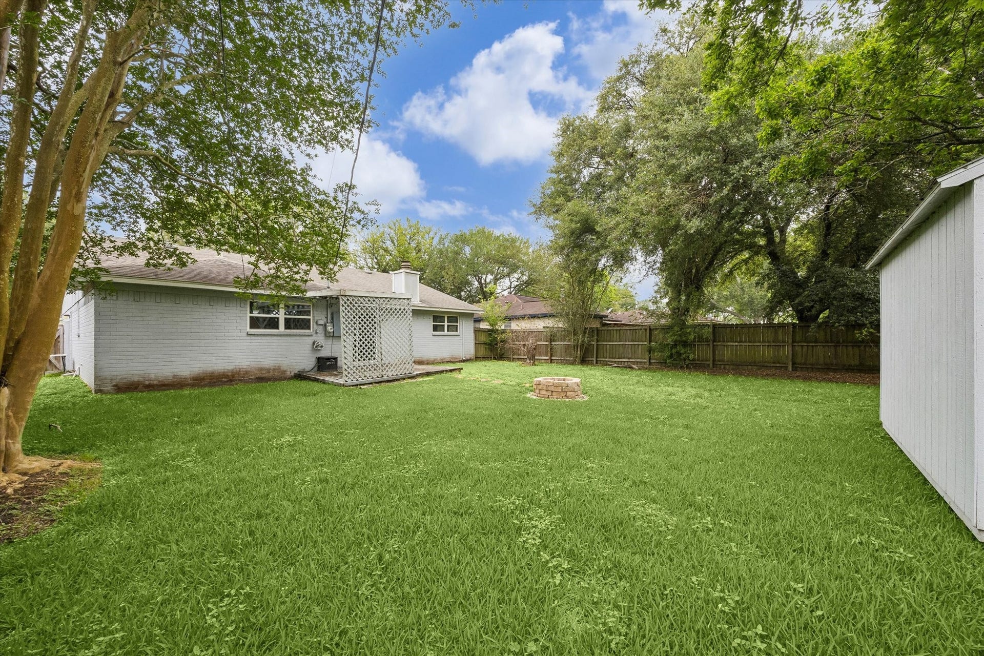 2907 Arkansas Avenue, Dickinson, TX 77539 2907 Arkansas Avenue, Dickinson, TX 77539