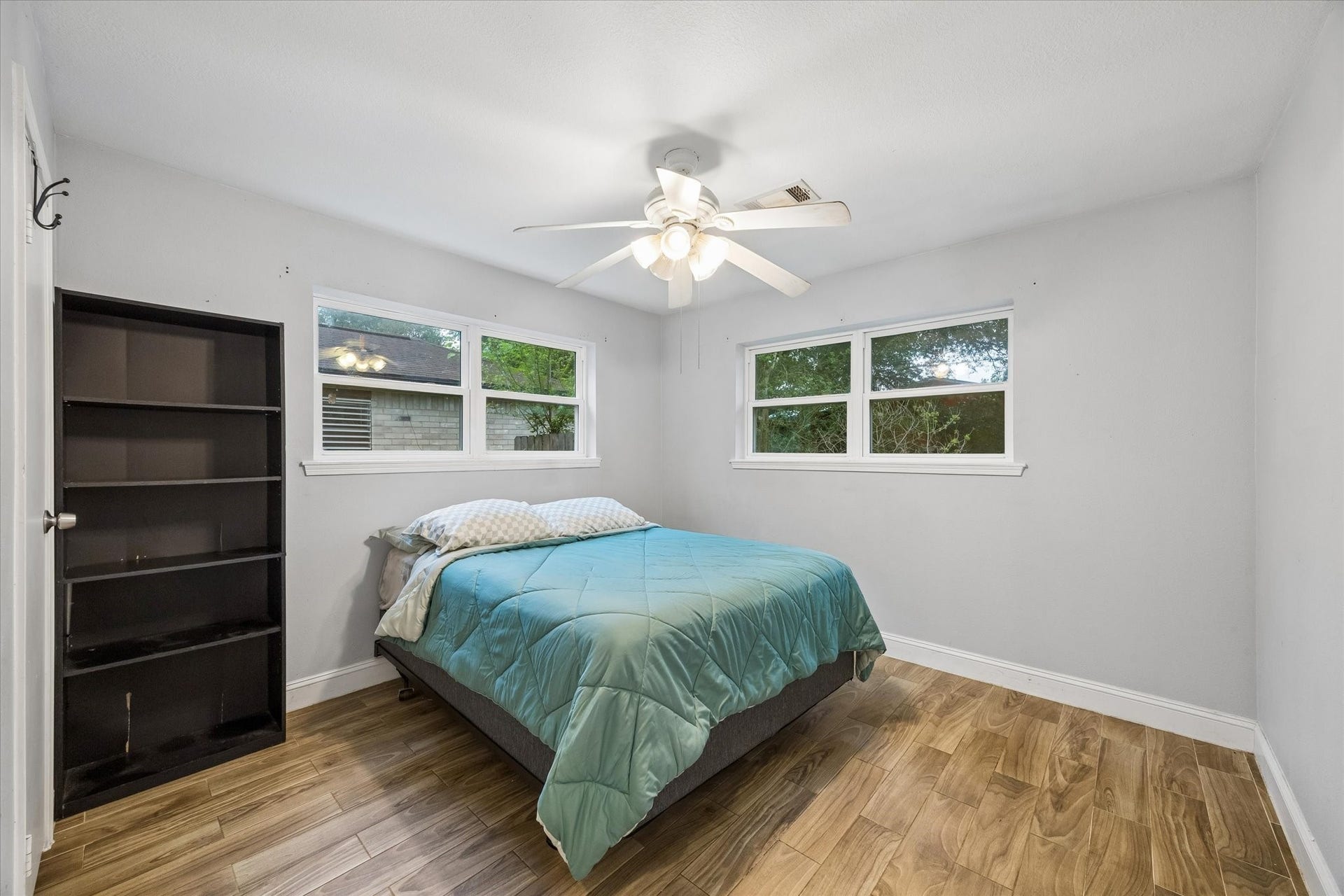 2907 Arkansas Avenue, Dickinson, TX 77539 2907 Arkansas Avenue, Dickinson, TX 77539