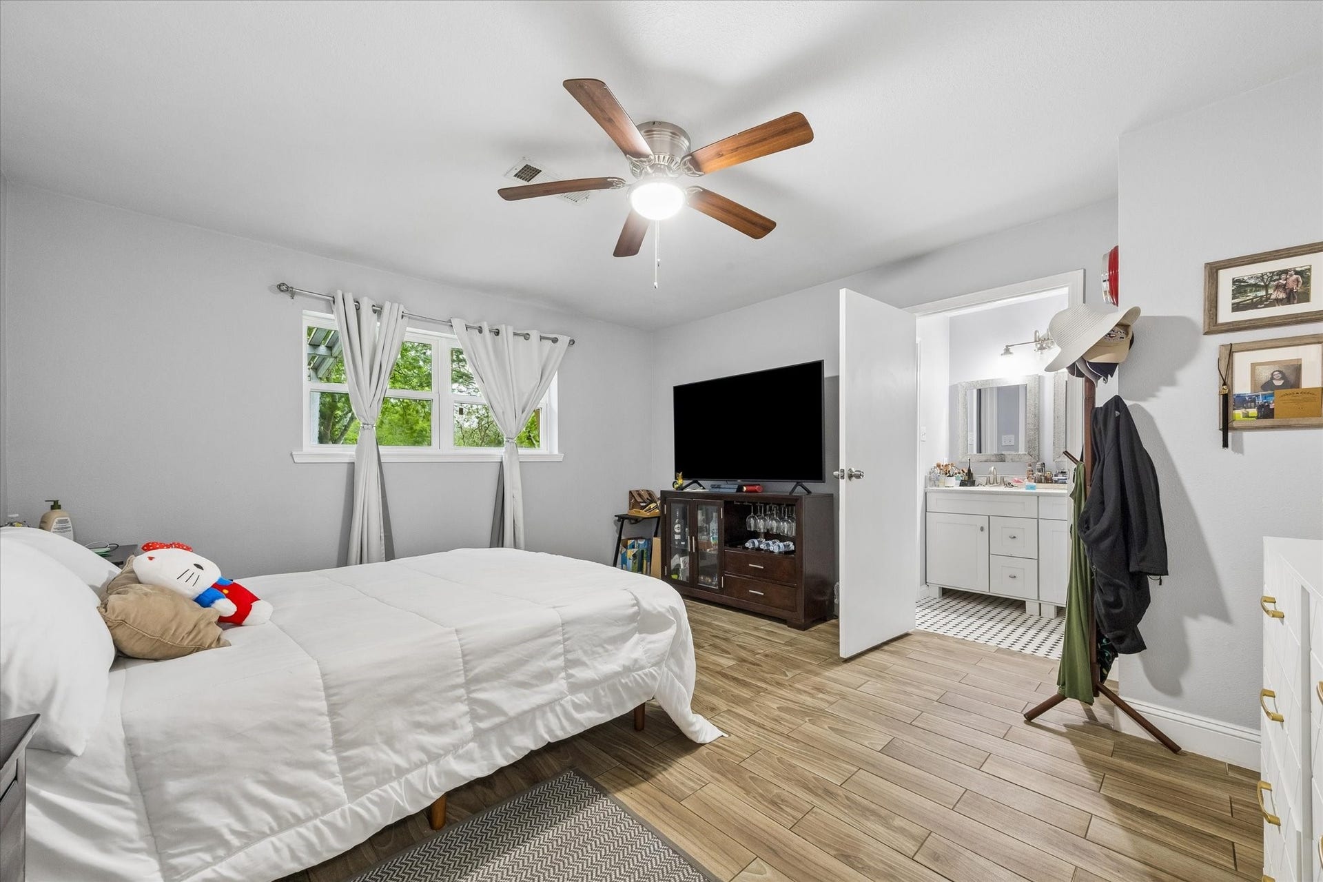 2907 Arkansas Avenue, Dickinson, TX 77539 2907 Arkansas Avenue, Dickinson, TX 77539