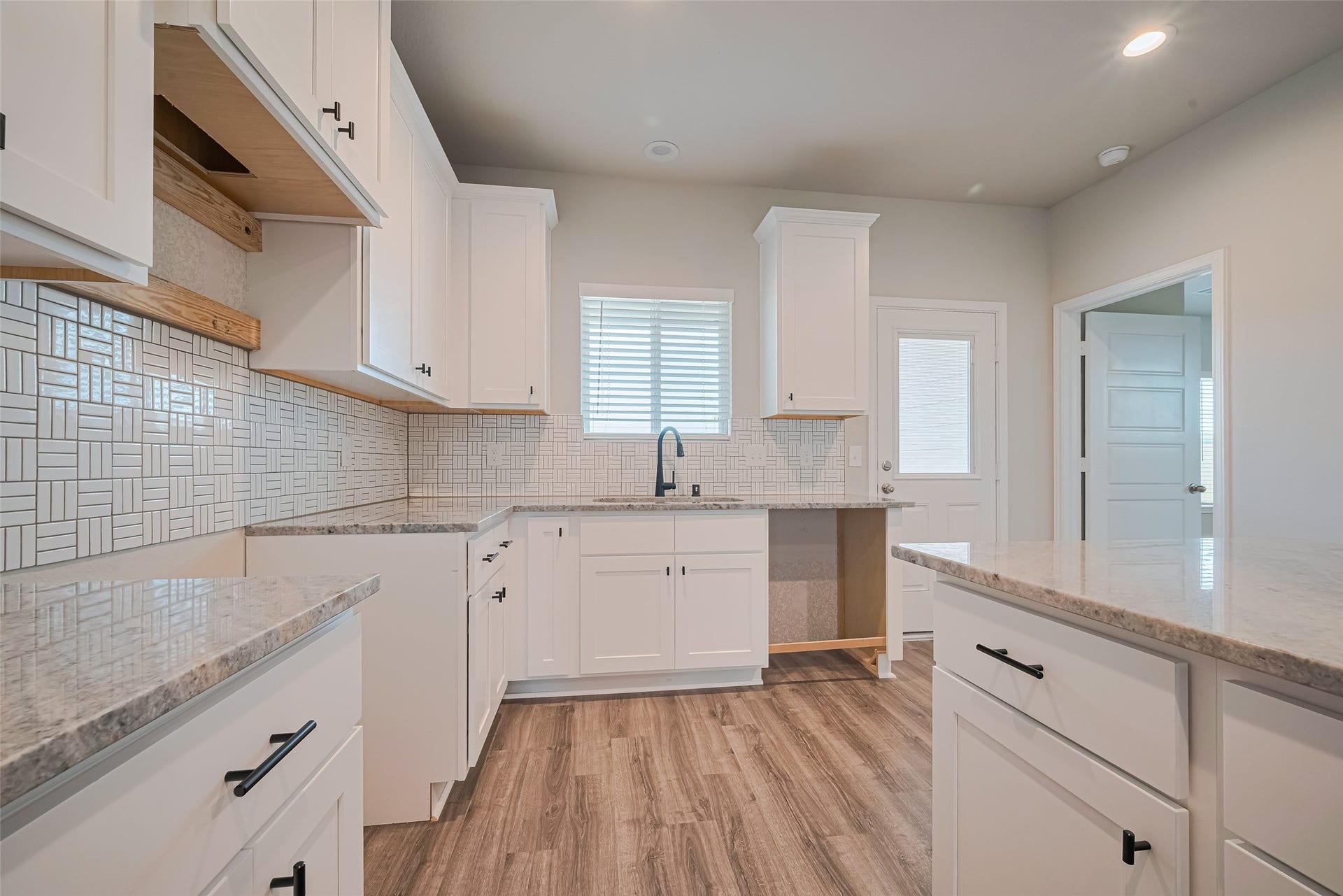 340 Stone Placa Trail, Brookshire, TX 77423