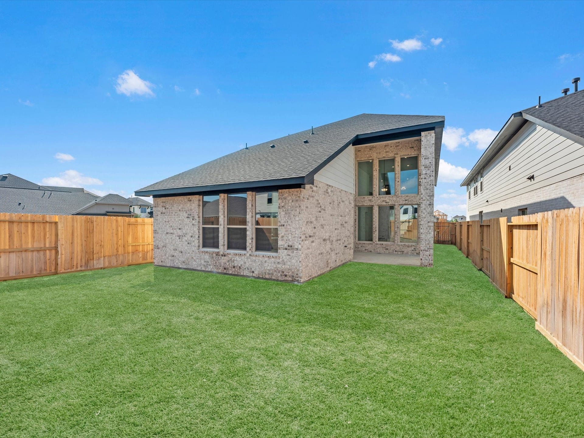 111 Candlelight Ridge Court, Richmond, TX 77406 Grass is digitally enhanced.