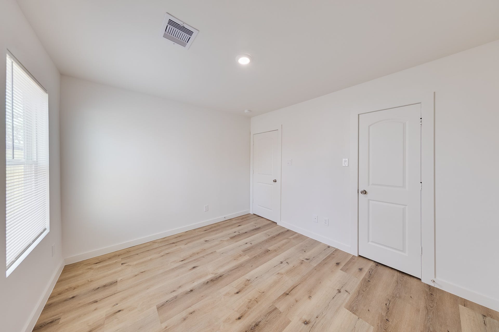 3635 Ward Street, Houston, TX 77021