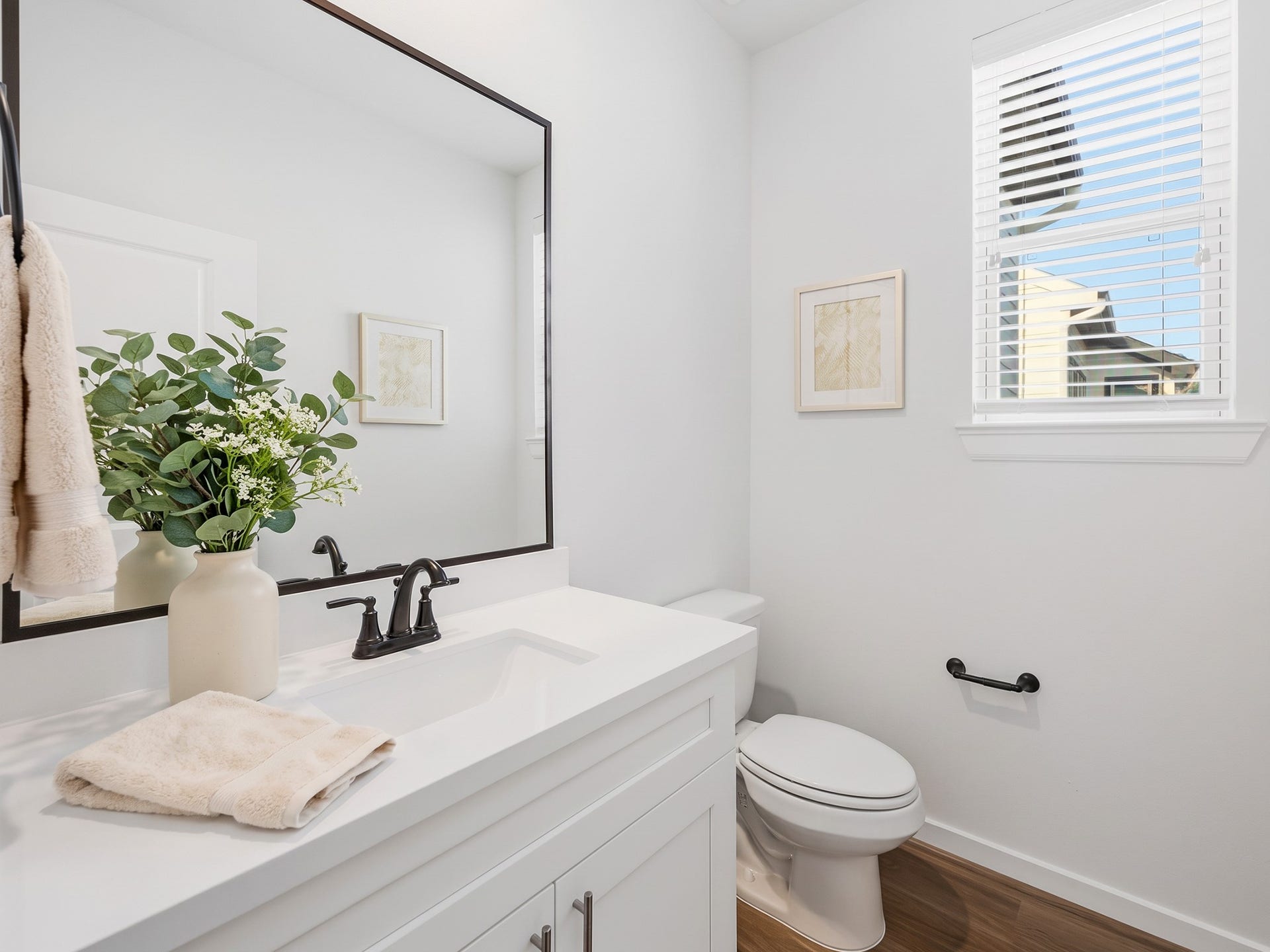 13 & 17 Fulton Row Lane, Houston, TX 77076 Half Bath 2nd Floor