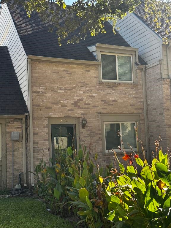 Property photo for 2120 Greenbriar Colony Drive, Houston, TX