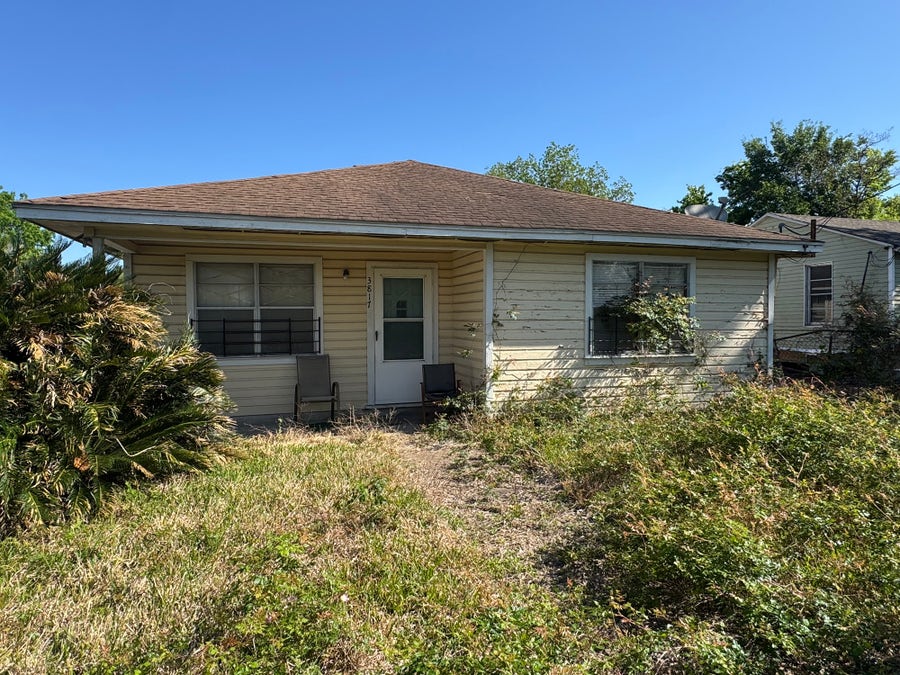 Property photo for 3817 Mohawk Street, Houston, TX