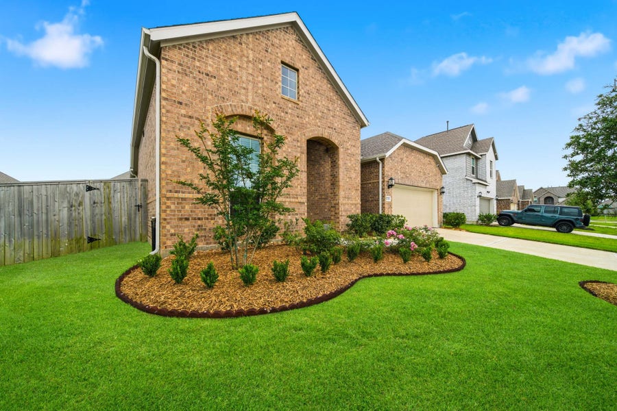 Property photo for 3715 Meadow Breeze Lane, Rosenberg, TX