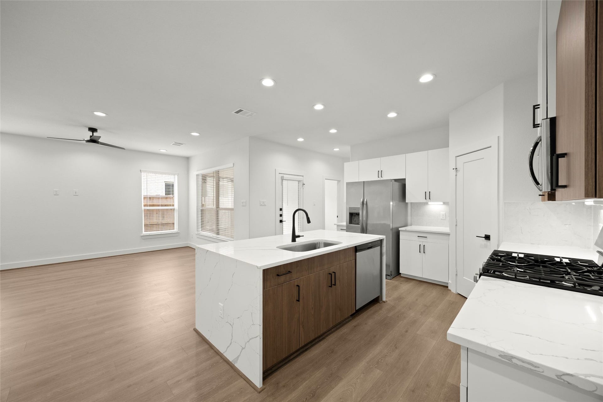 2713 Bronze Vista Drive, Katy, TX 77493 2713 Bronze Vista Drive, Katy, TX 77493