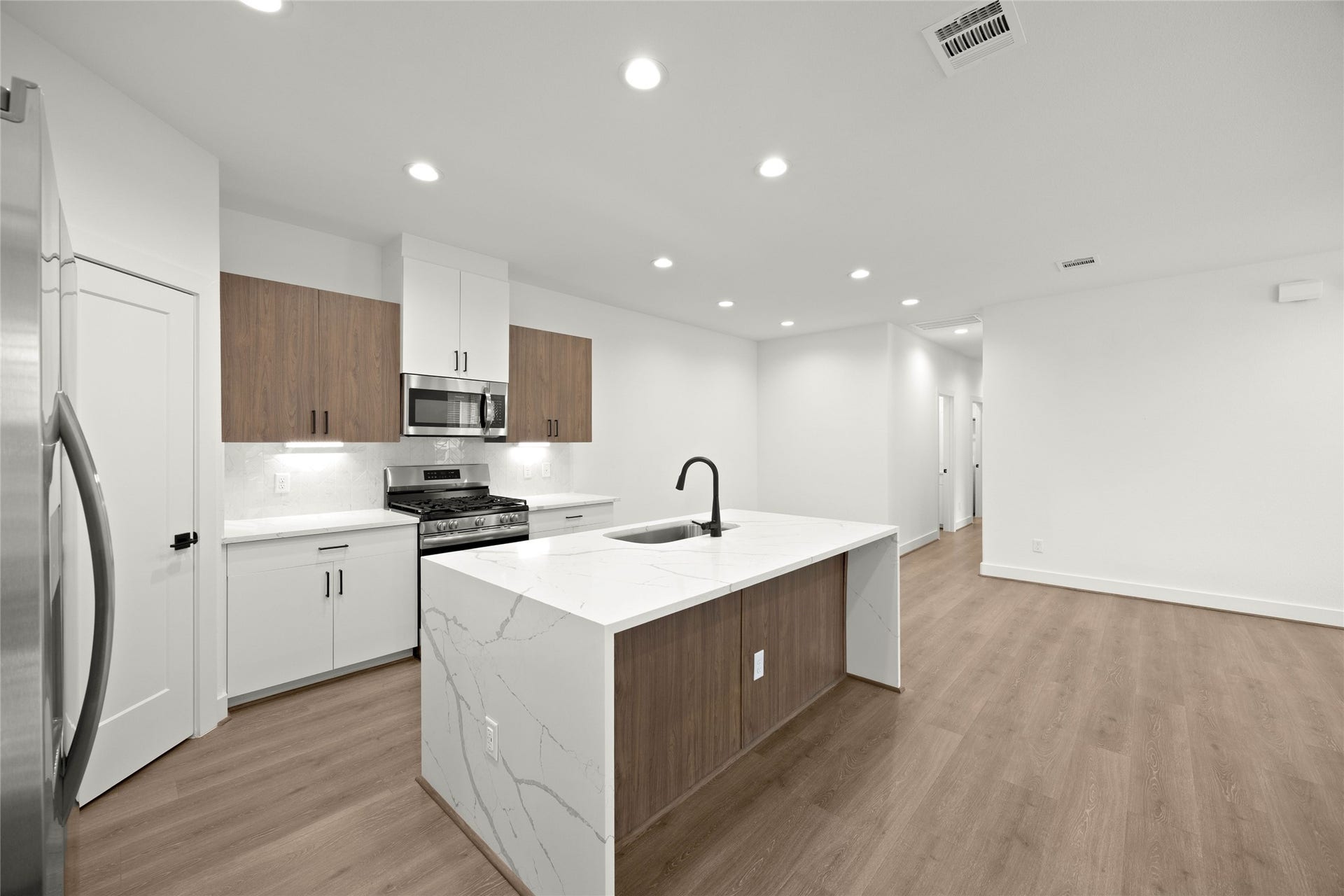 2713 Bronze Vista Drive, Katy, TX 77493 2713 Bronze Vista Drive, Katy, TX 77493