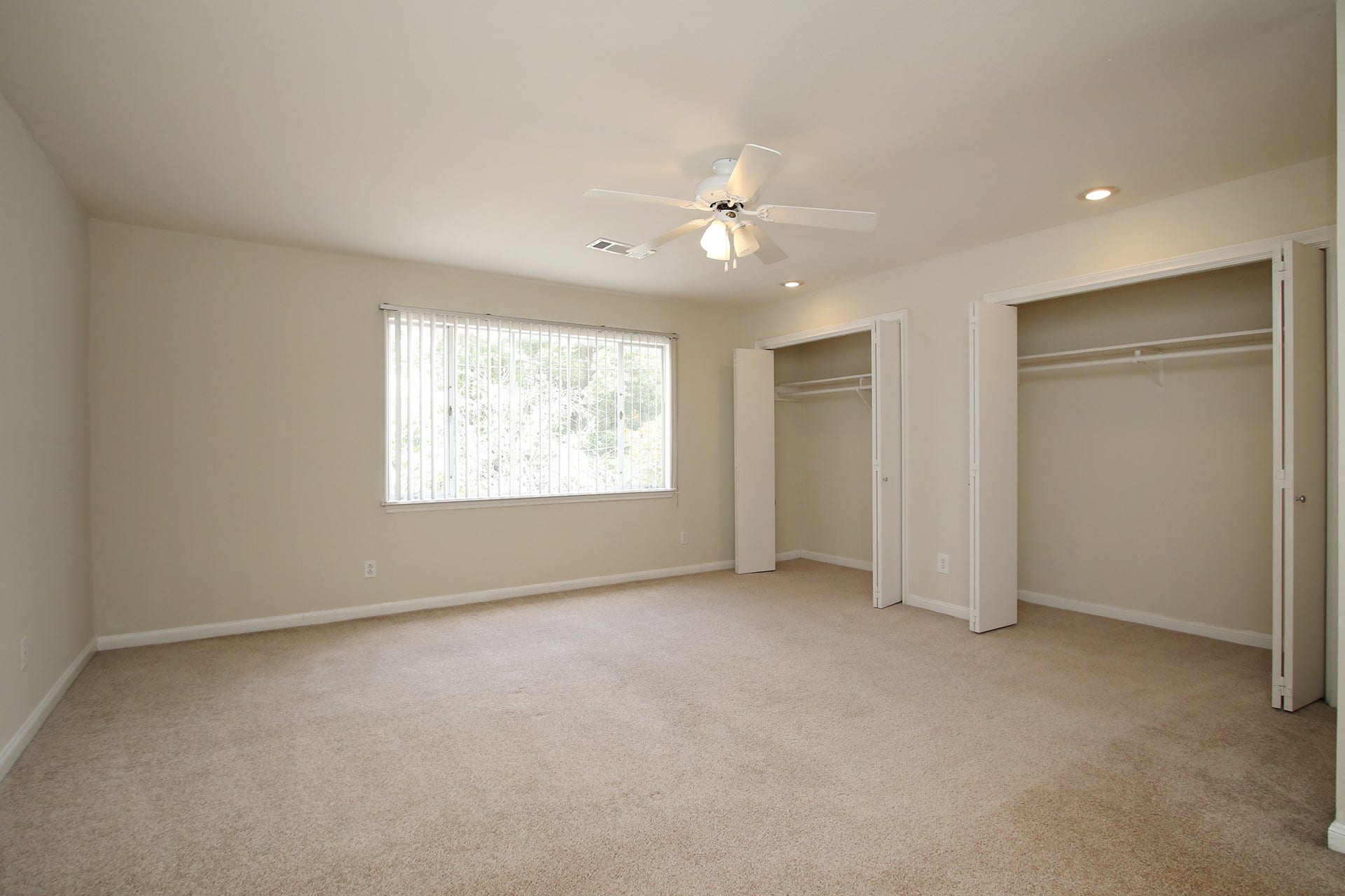 1739 Commonwealth Street, Houston, TX 77006