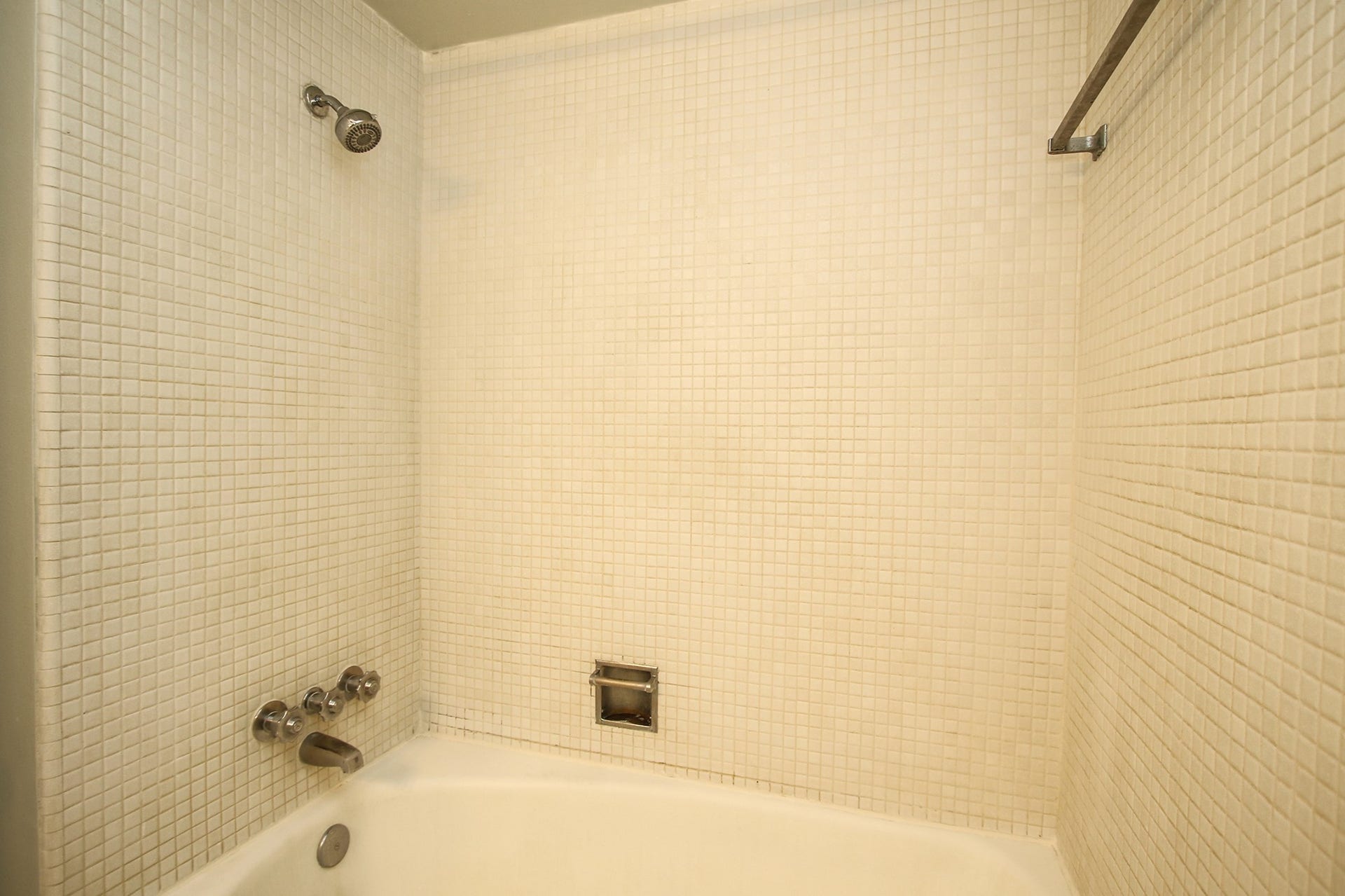 1739 Commonwealth Street, Houston, TX 77006