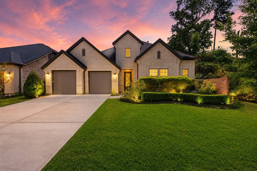 Property photo for 28304 Woodson Forest Drive, Spring, TX