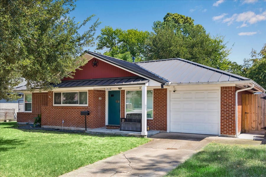 Property photo for 1719 Wilde Rock Way, Houston, TX