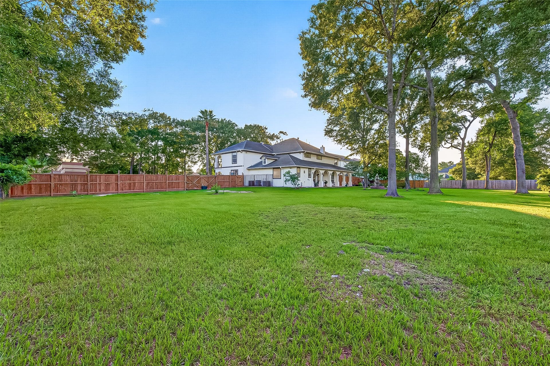 21832 Rayford Road, Humble, TX 77338 Fully Fenced