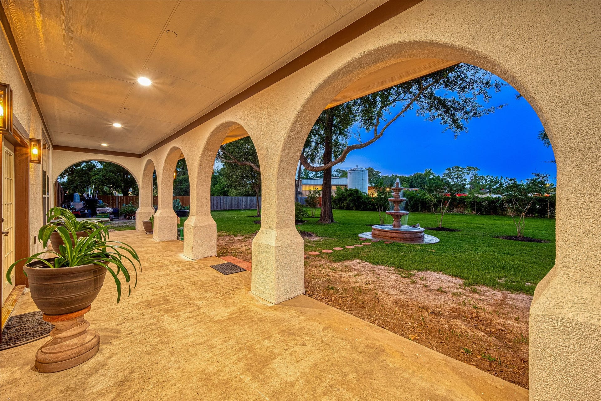 21832 Rayford Road, Humble, TX 77338 21832 Rayford Road, Humble, TX 77338
