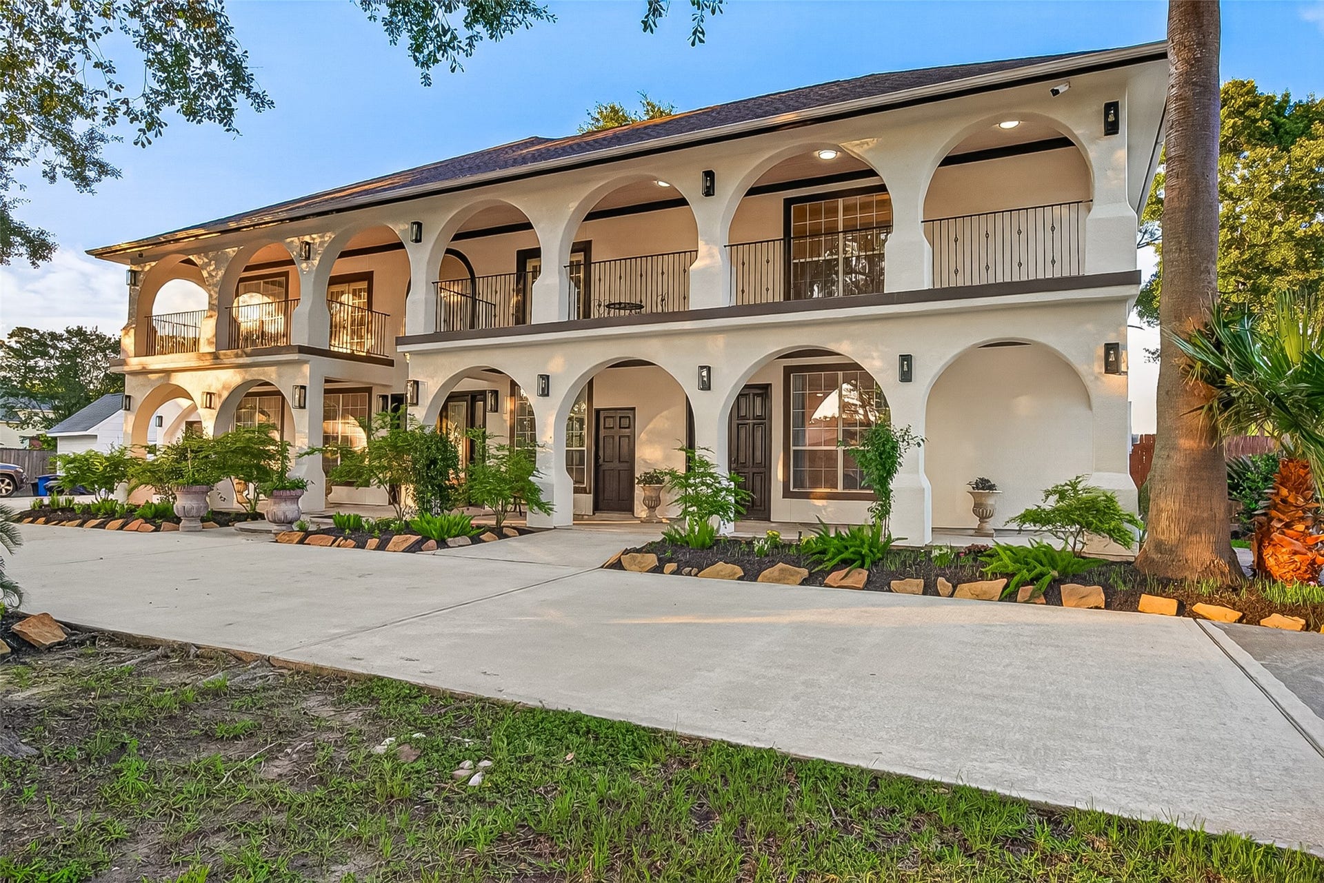 21832 Rayford Road, Humble, TX 77338 21832 Rayford Road, Humble, TX 77338