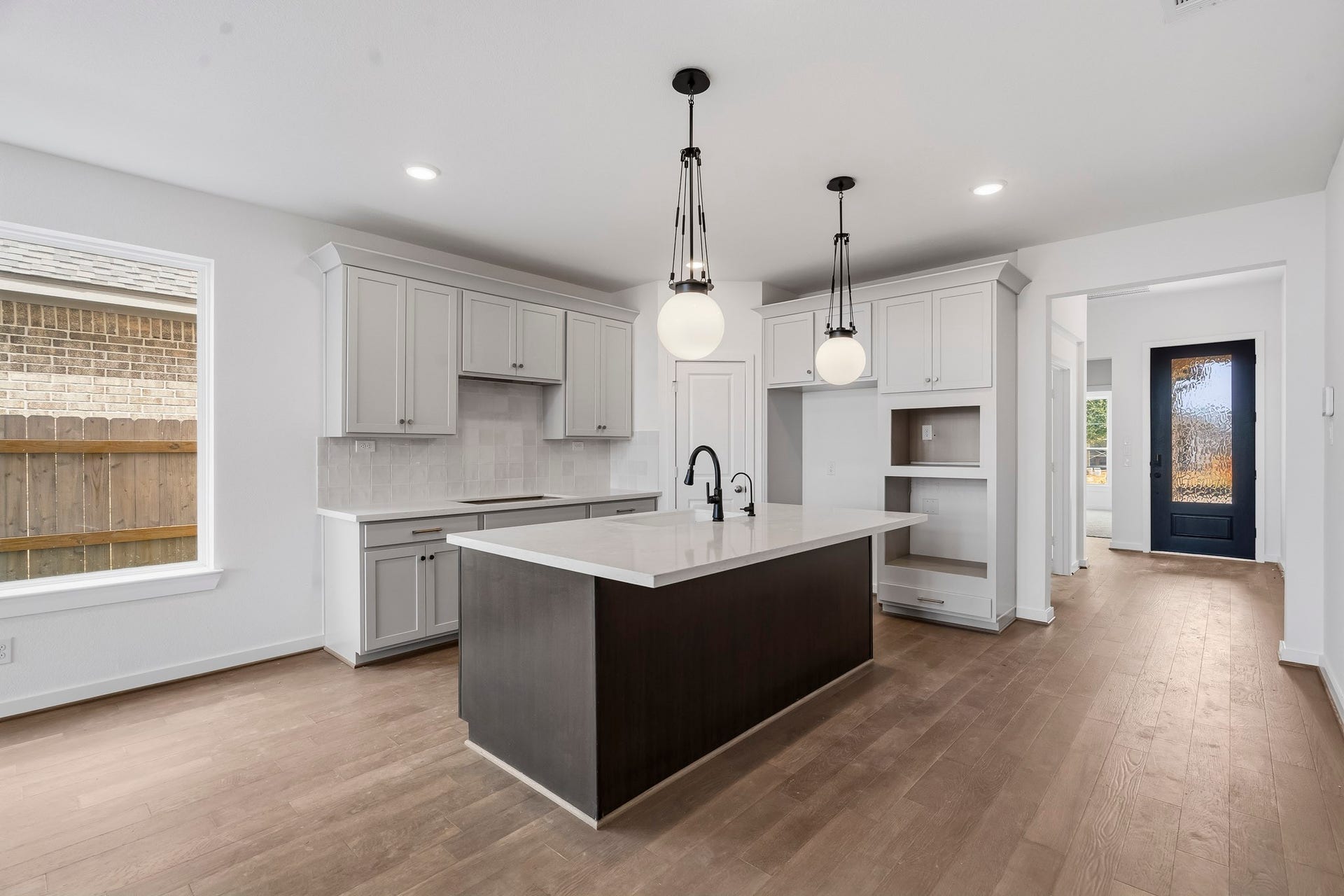 7439 Fraser Peak Drive, Katy, TX 77493 Plenty of light and counter space in the kitchen.
