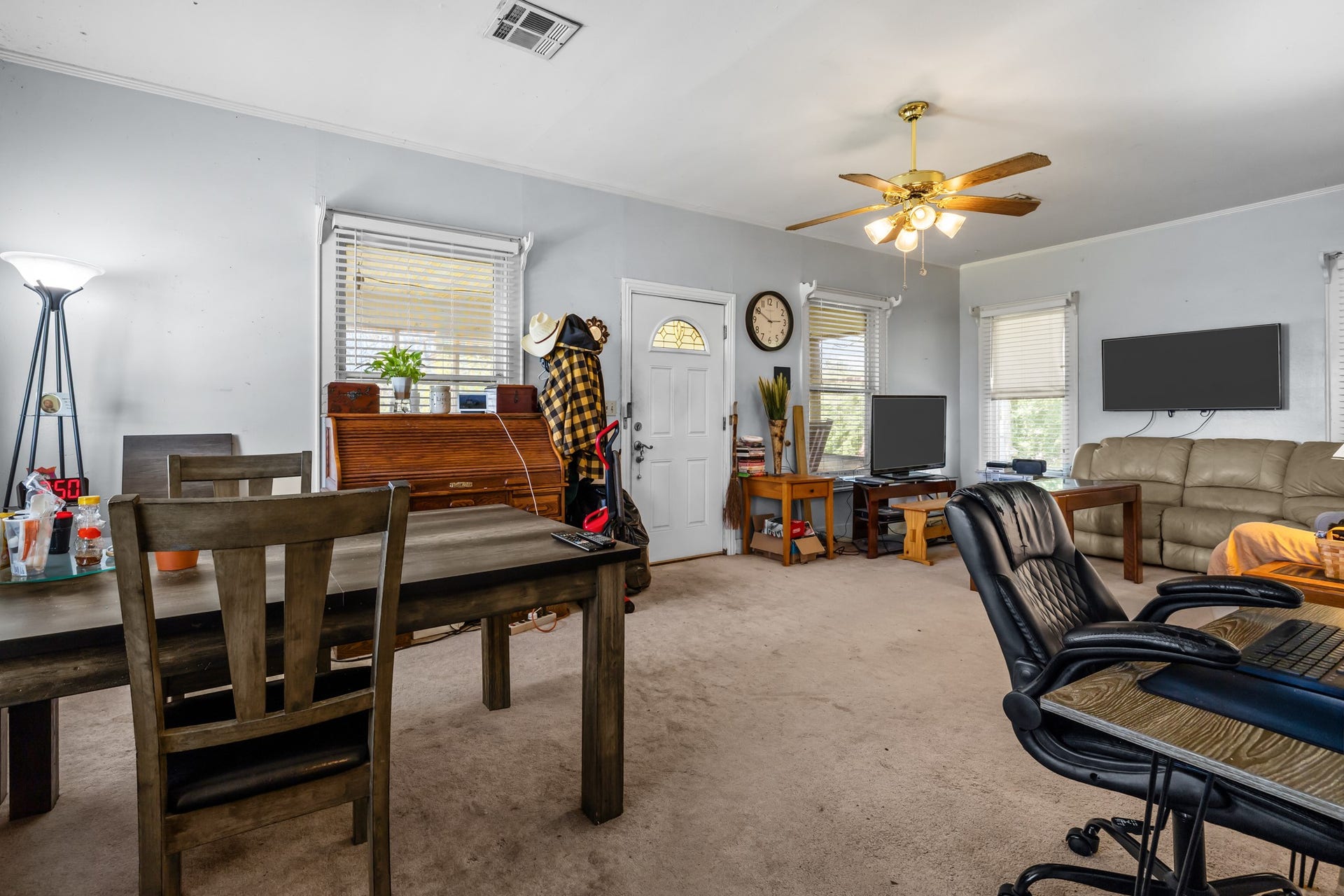 5531 County Road 435, Alvin, TX 77511 5531 County Road 435, Alvin, TX 77511
