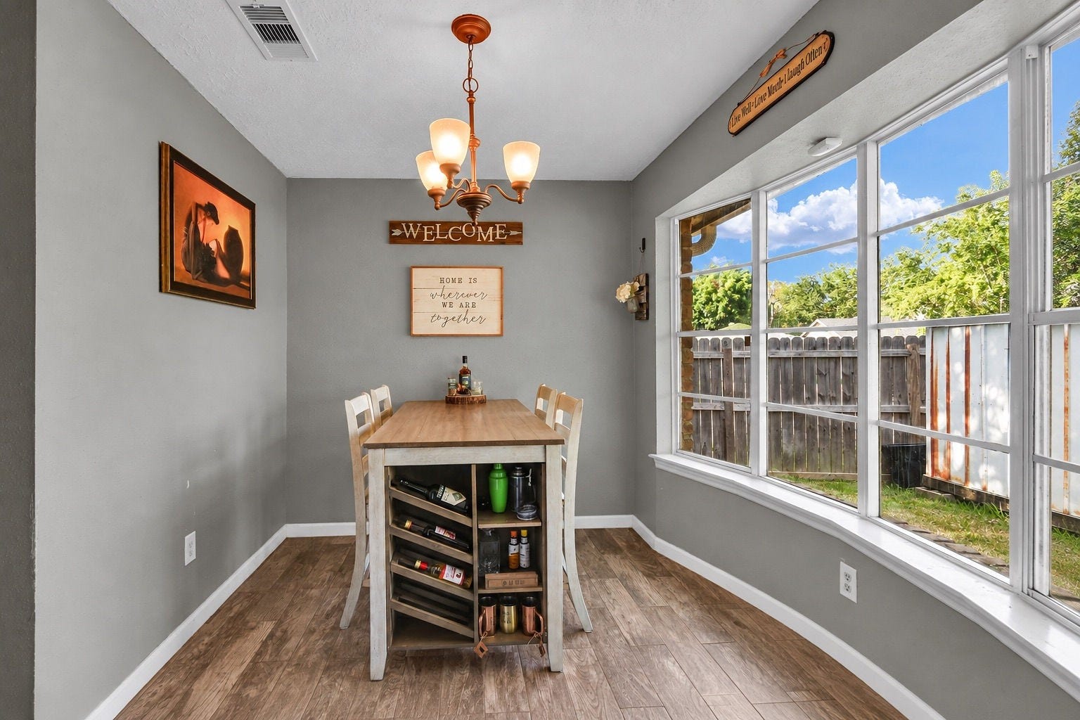 16103 Tibet Road, Friendswood, TX 77546 16103 Tibet Road, Friendswood, TX 77546