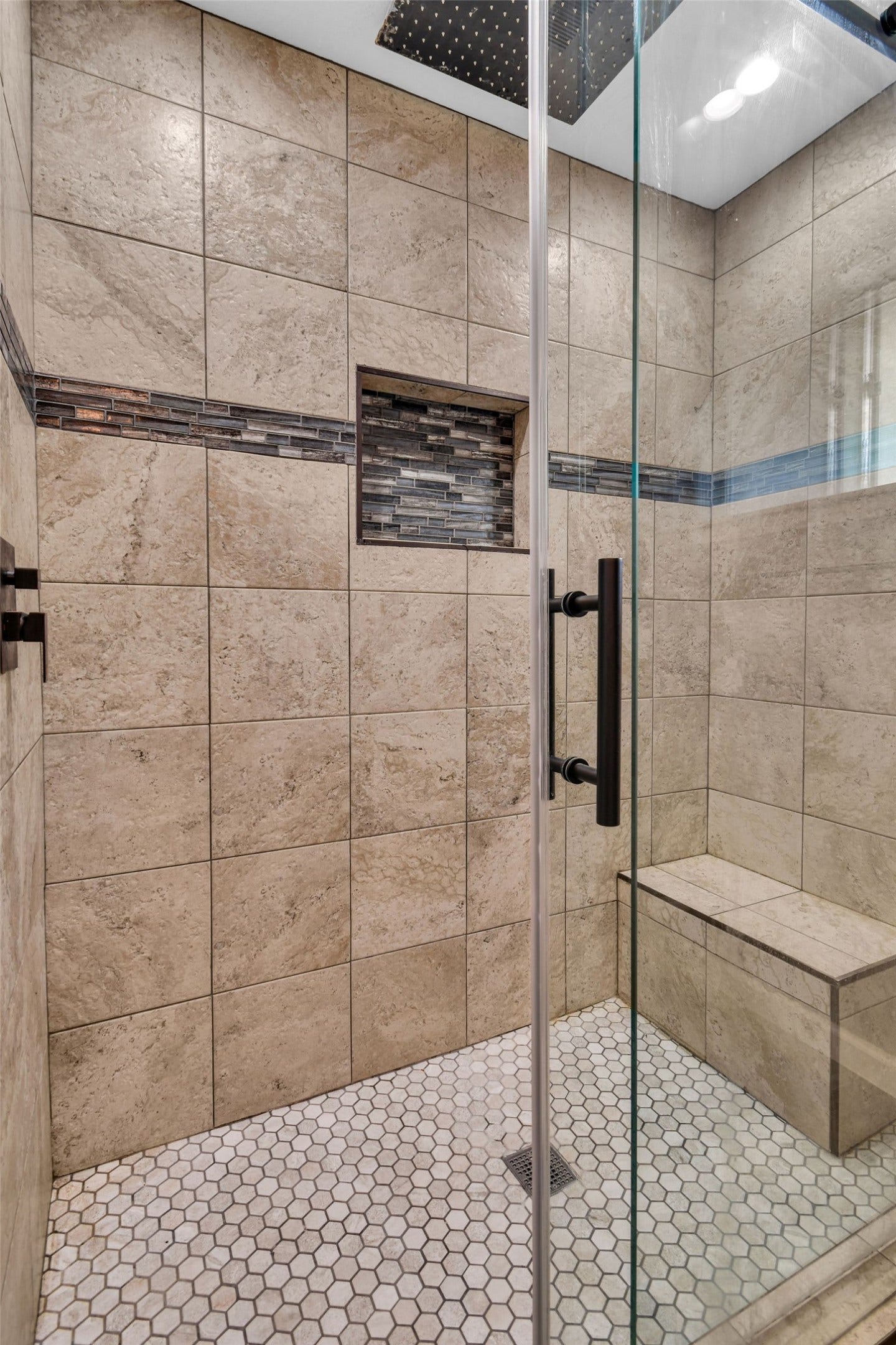 16103 Tibet Road, Friendswood, TX 77546 16103 Tibet Road, Friendswood, TX 77546