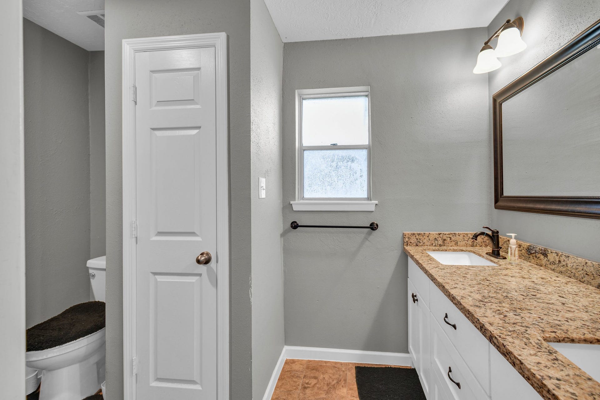 16103 Tibet Road, Friendswood, TX 77546 16103 Tibet Road, Friendswood, TX 77546
