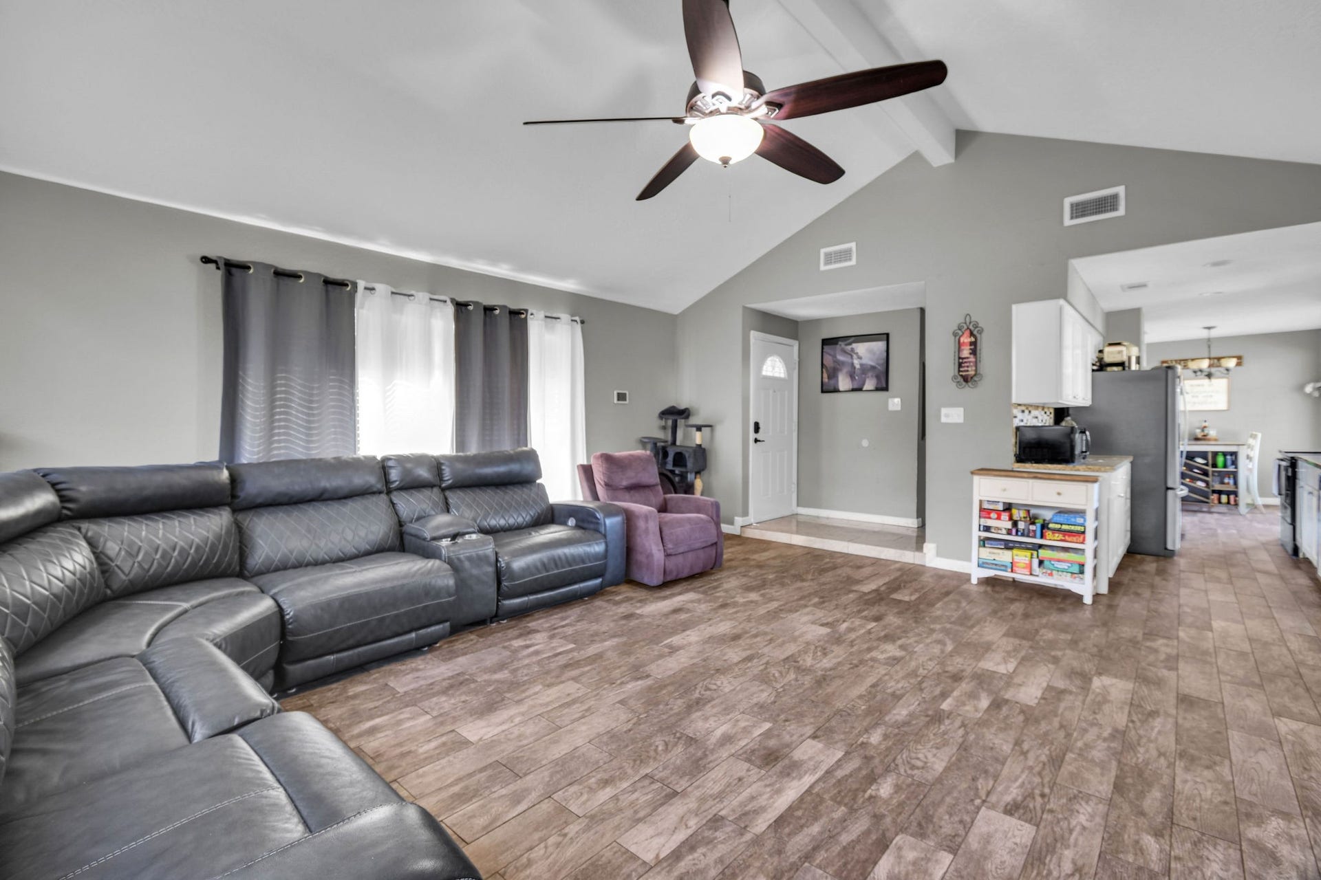 16103 Tibet Road, Friendswood, TX 77546 16103 Tibet Road, Friendswood, TX 77546