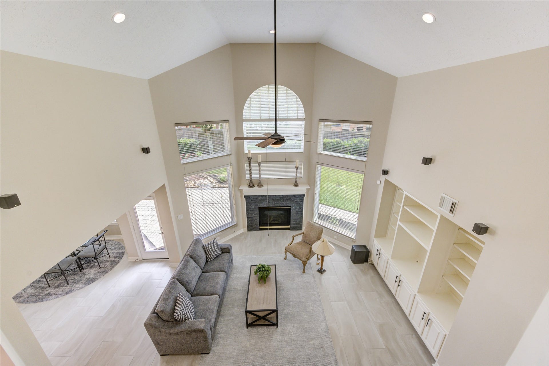 2015 Inscho Lane, Katy, TX 77450 Beautiful view of the 1st level