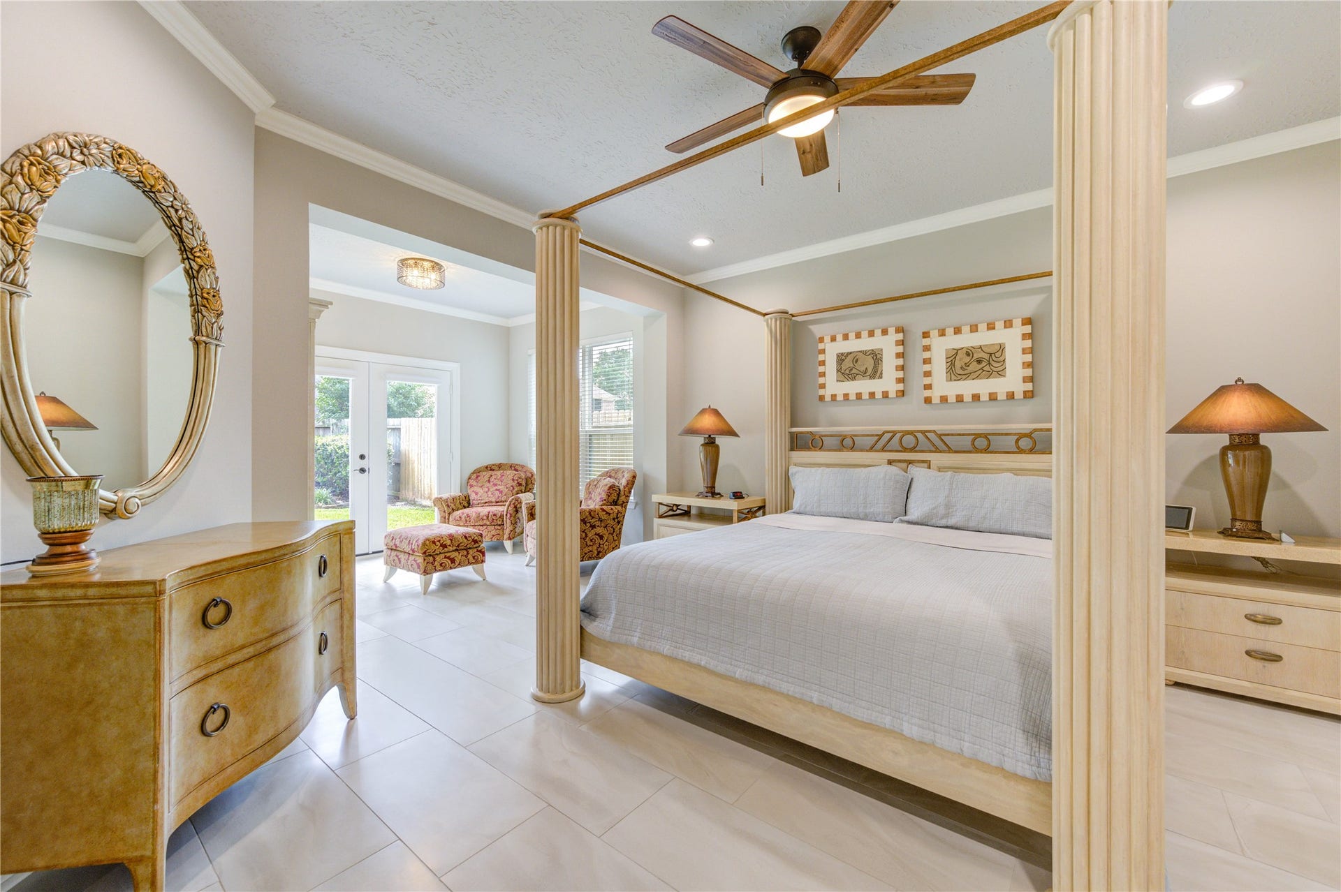 2015 Inscho Lane, Katy, TX 77450 Oversize preimary suite