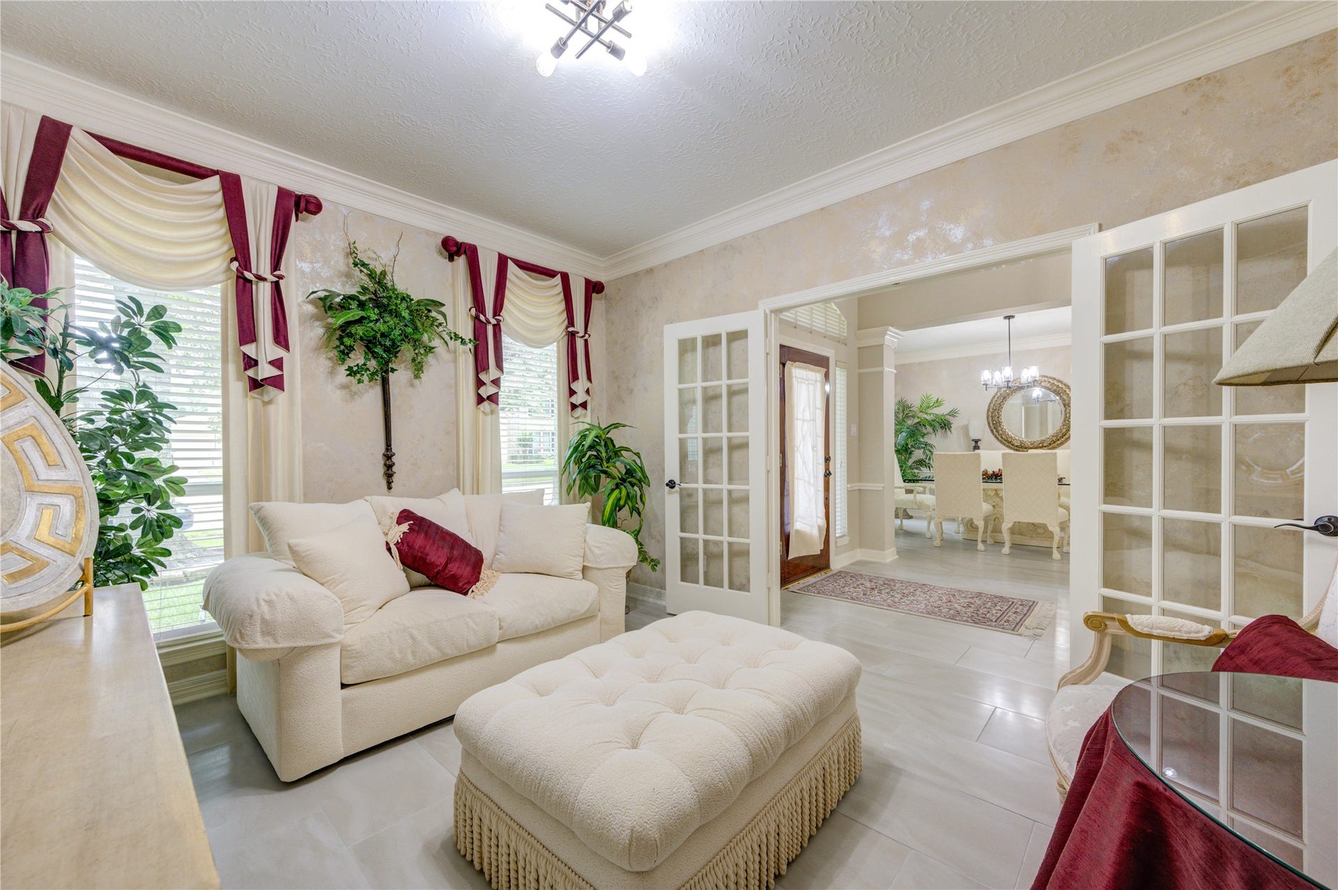 2015 Inscho Lane, Katy, TX 77450 Formal living or study
