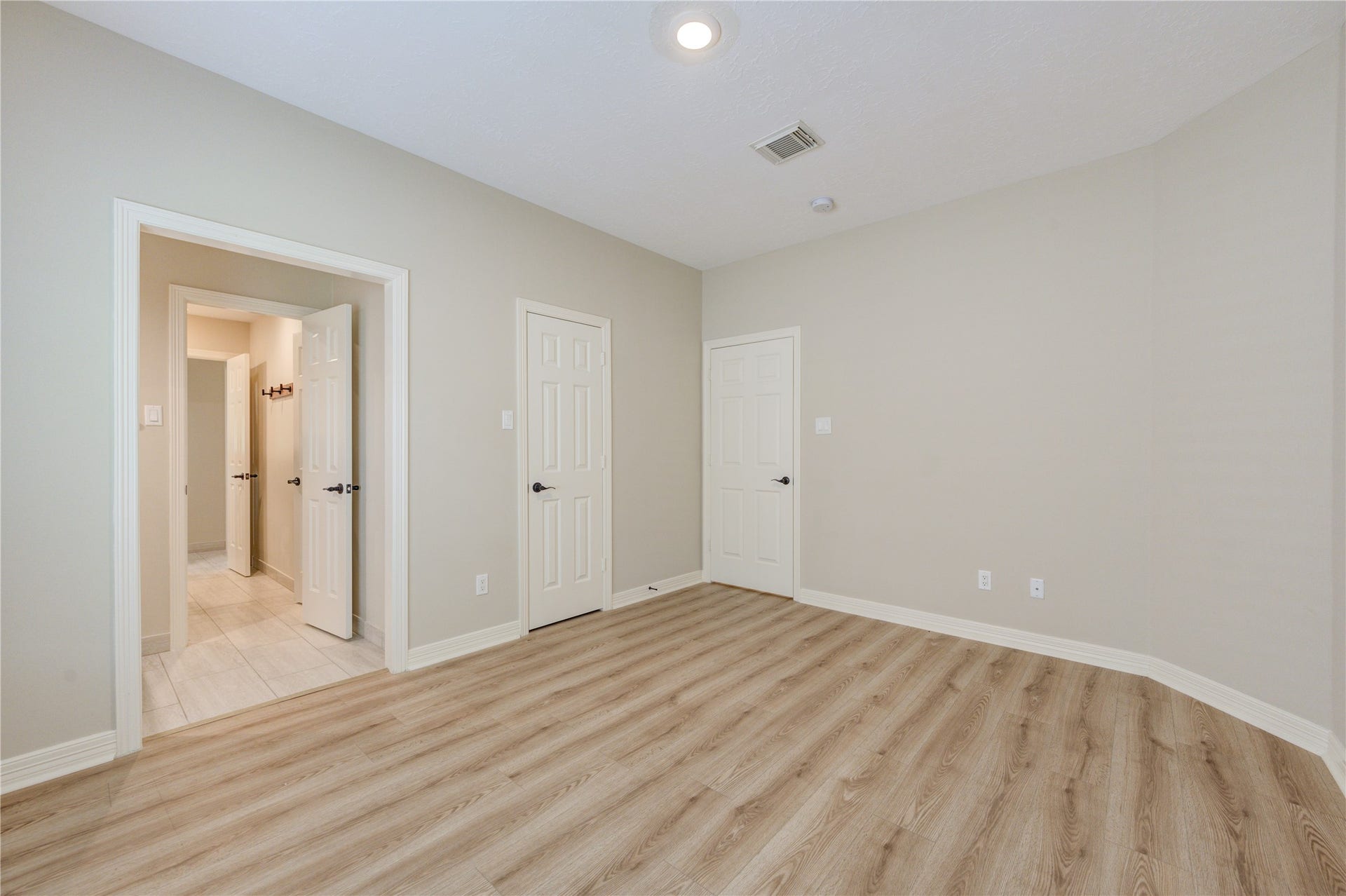 2015 Inscho Lane, Katy, TX 77450 View of another secondary bedroom