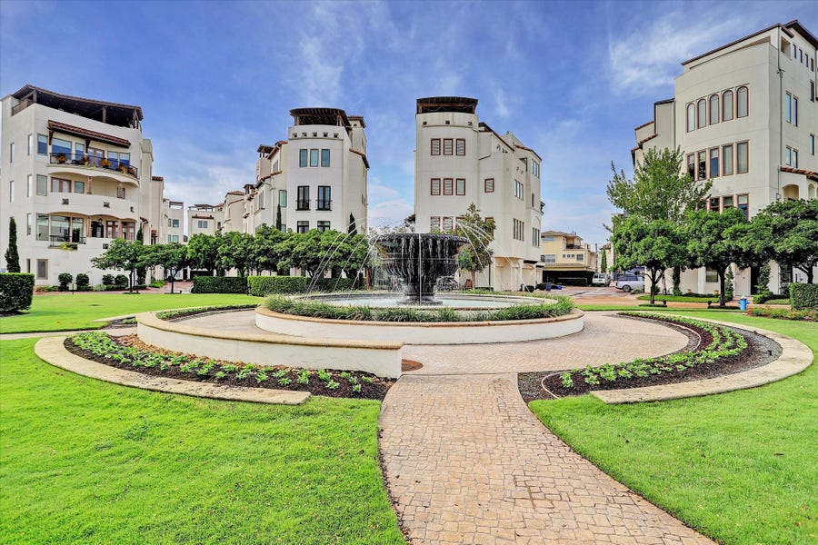 Property photo for 5327 Paseo Caceres Place, Houston, TX