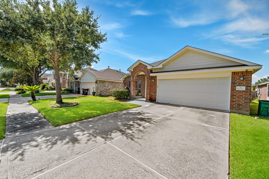 Property photo for 17022 Evening Run Lane, Richmond, TX