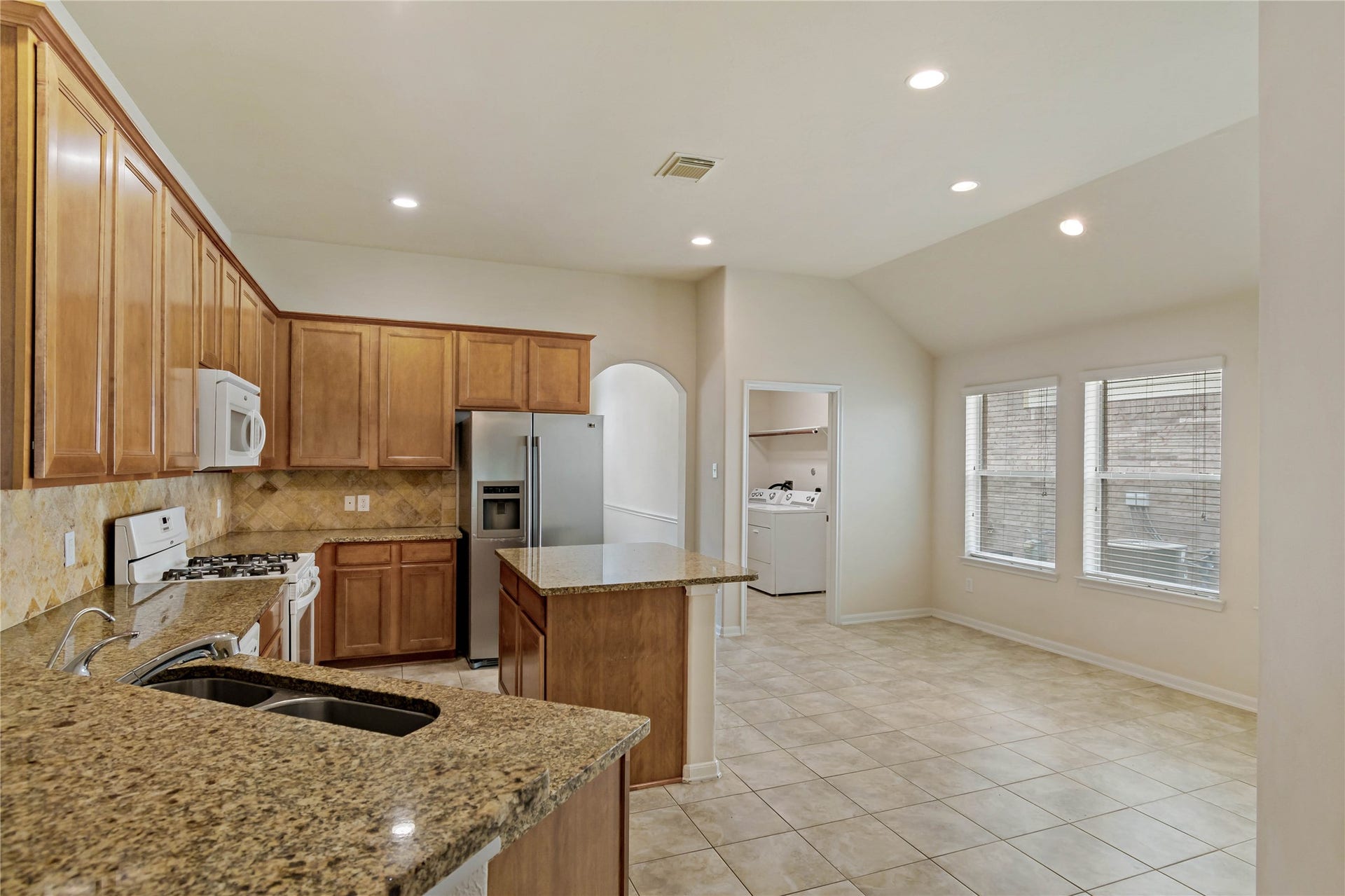 12804 Flat Creek Drive, Pearland, TX 77584 12804 Flat Creek Drive, Pearland, TX 77584