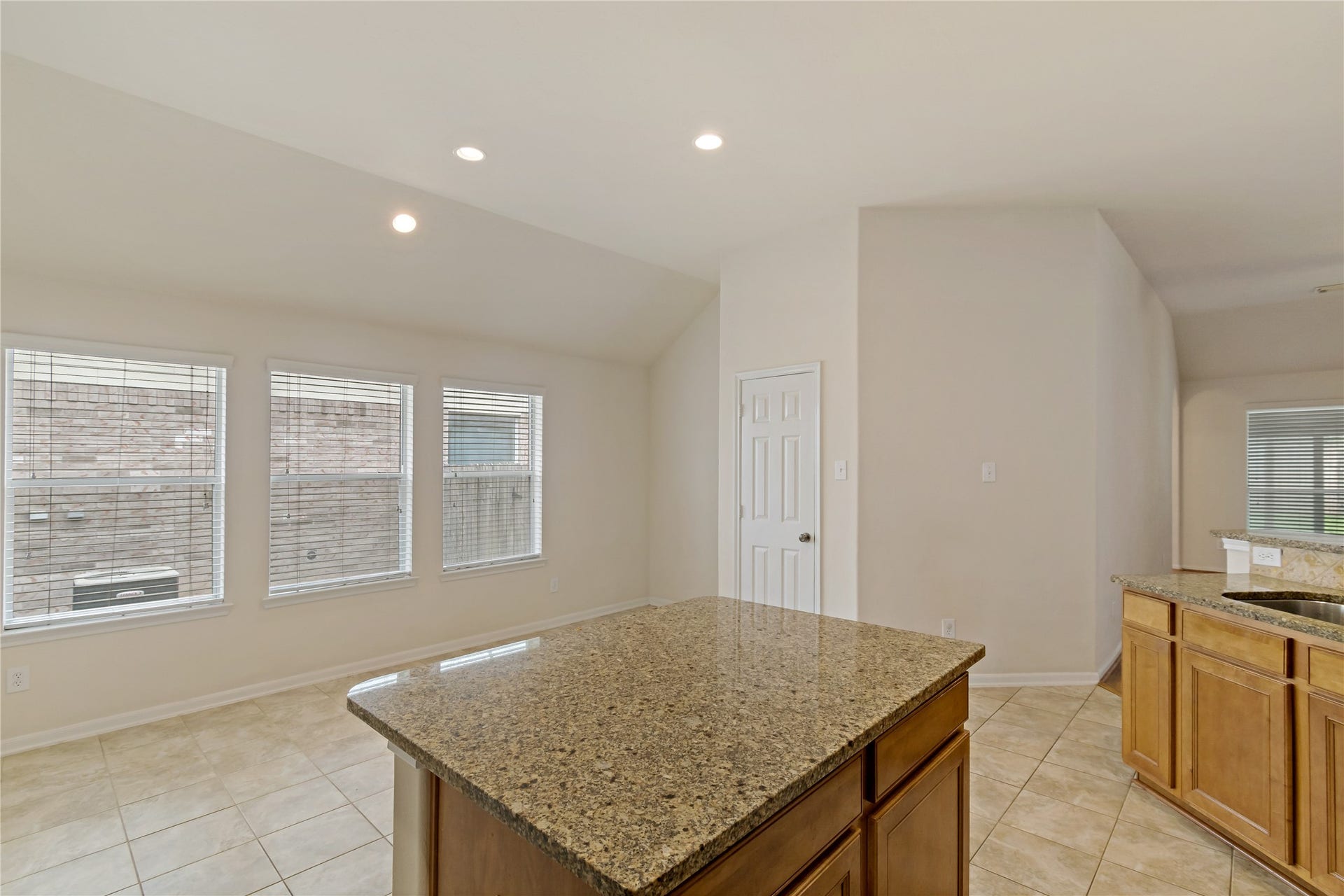 12804 Flat Creek Drive, Pearland, TX 77584 12804 Flat Creek Drive, Pearland, TX 77584