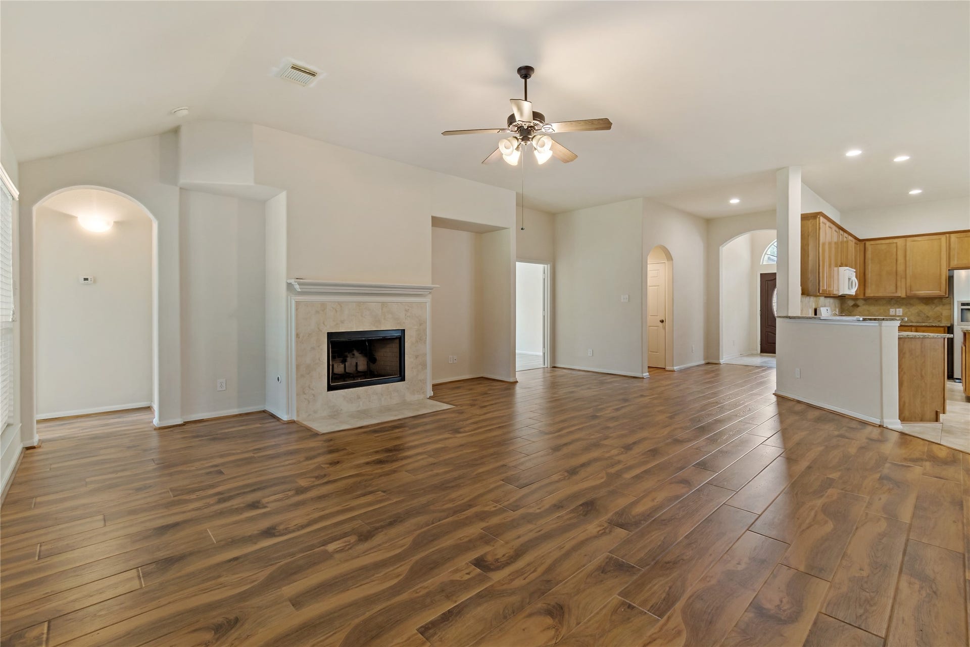 12804 Flat Creek Drive, Pearland, TX 77584 12804 Flat Creek Drive, Pearland, TX 77584