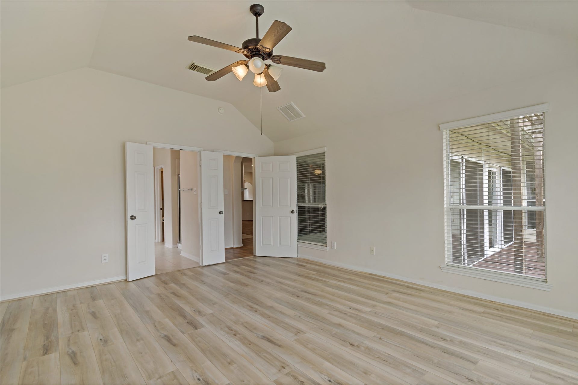 12804 Flat Creek Drive, Pearland, TX 77584 12804 Flat Creek Drive, Pearland, TX 77584
