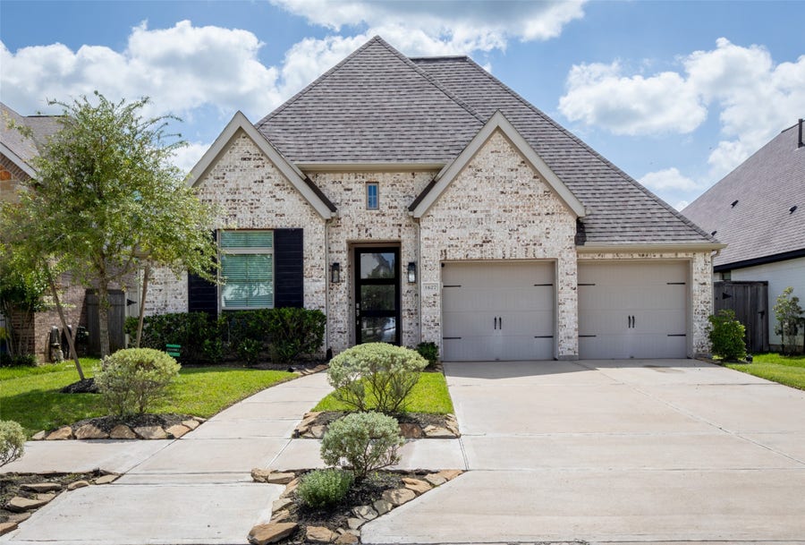 Property photo for 1627 Clover Court, Missouri City, TX