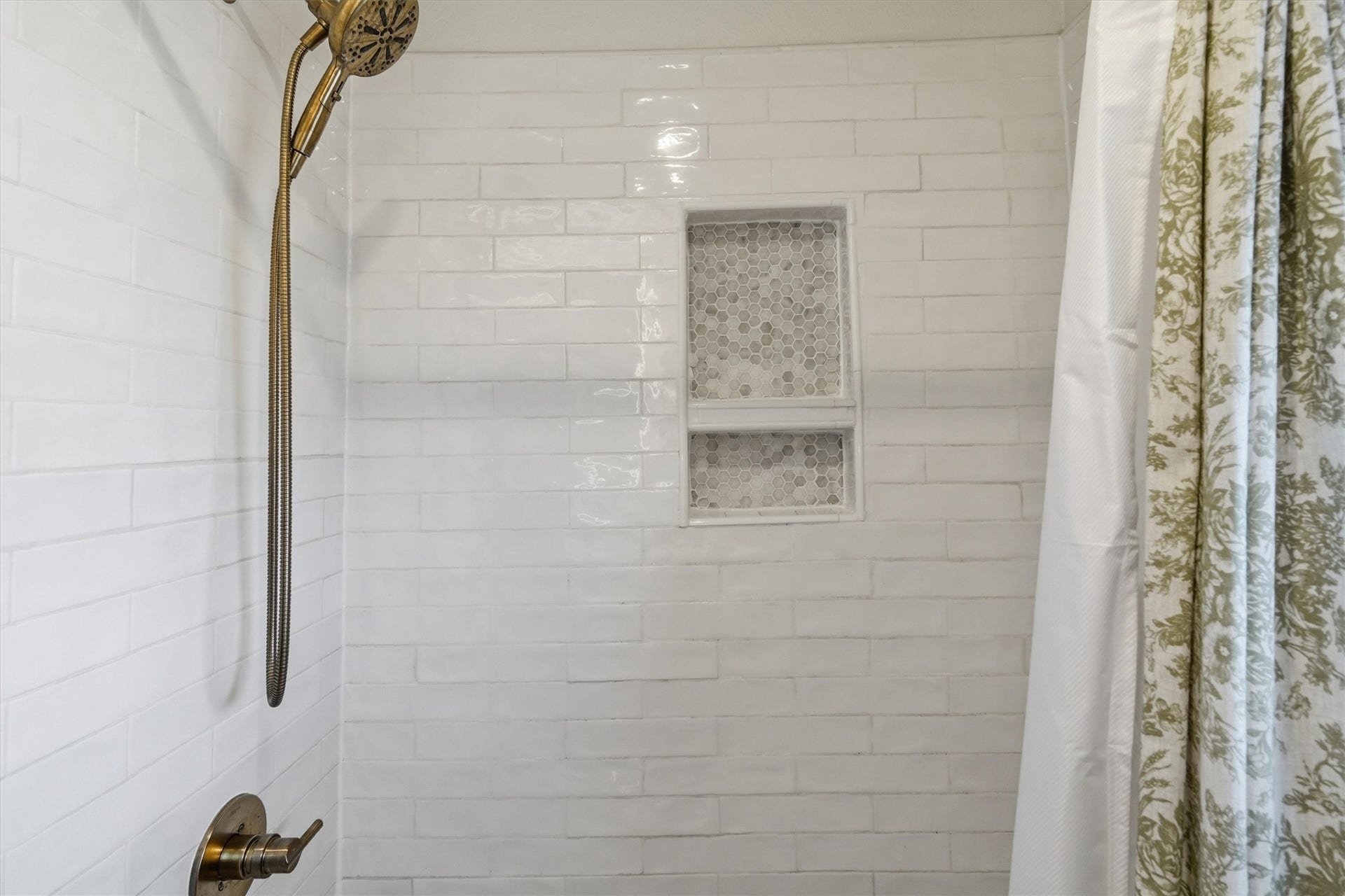 1078 Redfish Street, Bayou Vista, TX 77563 1078 Redfish Street, Bayou Vista, TX 77563