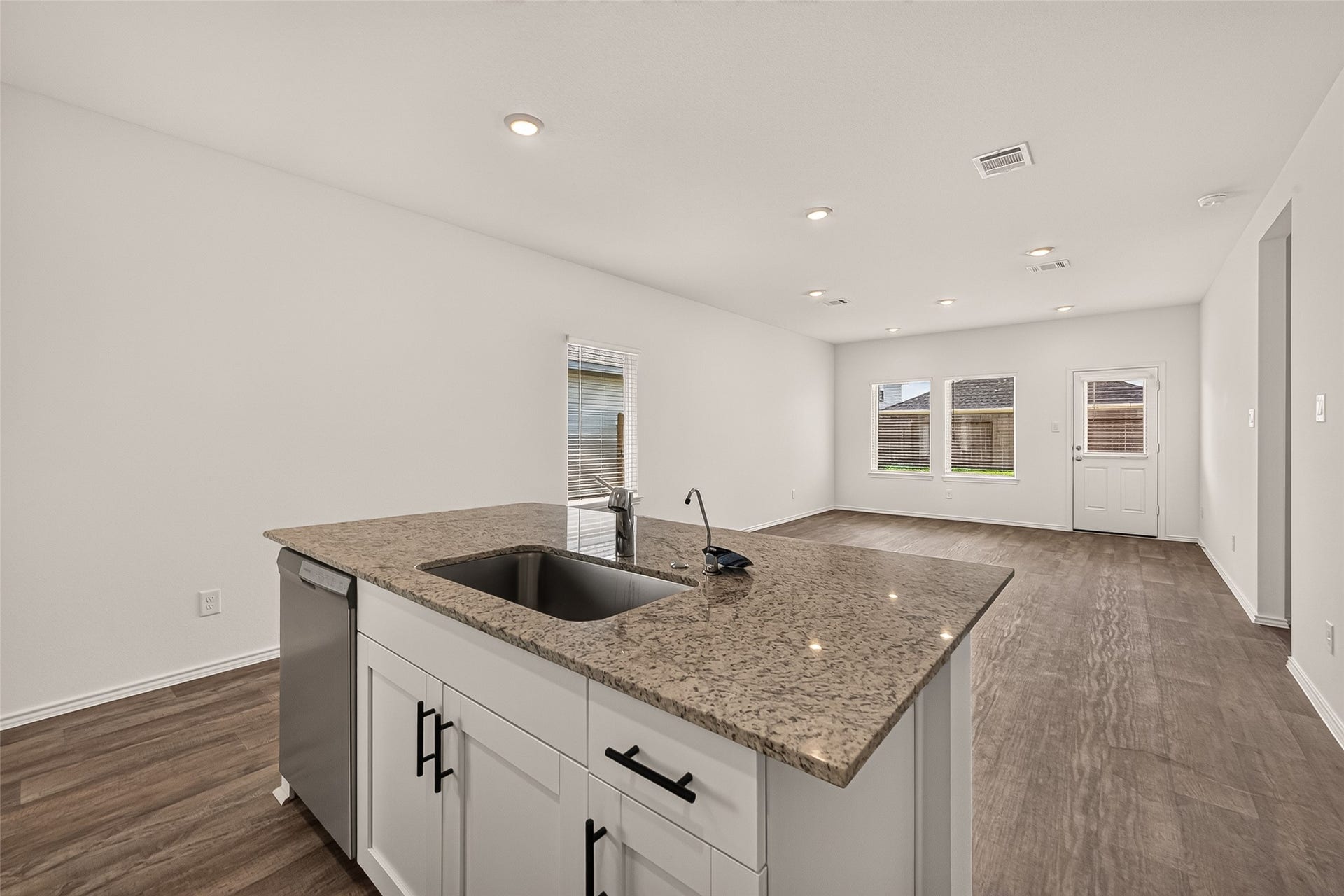 3054 Bloomsbury Terrace Drive, Fulshear, TX 77441