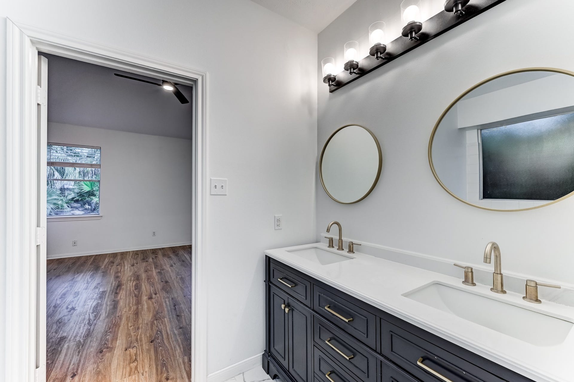 3111 Elkdale Drive, Houston, TX 77082 3111 Elkdale Drive, Houston, TX 77082