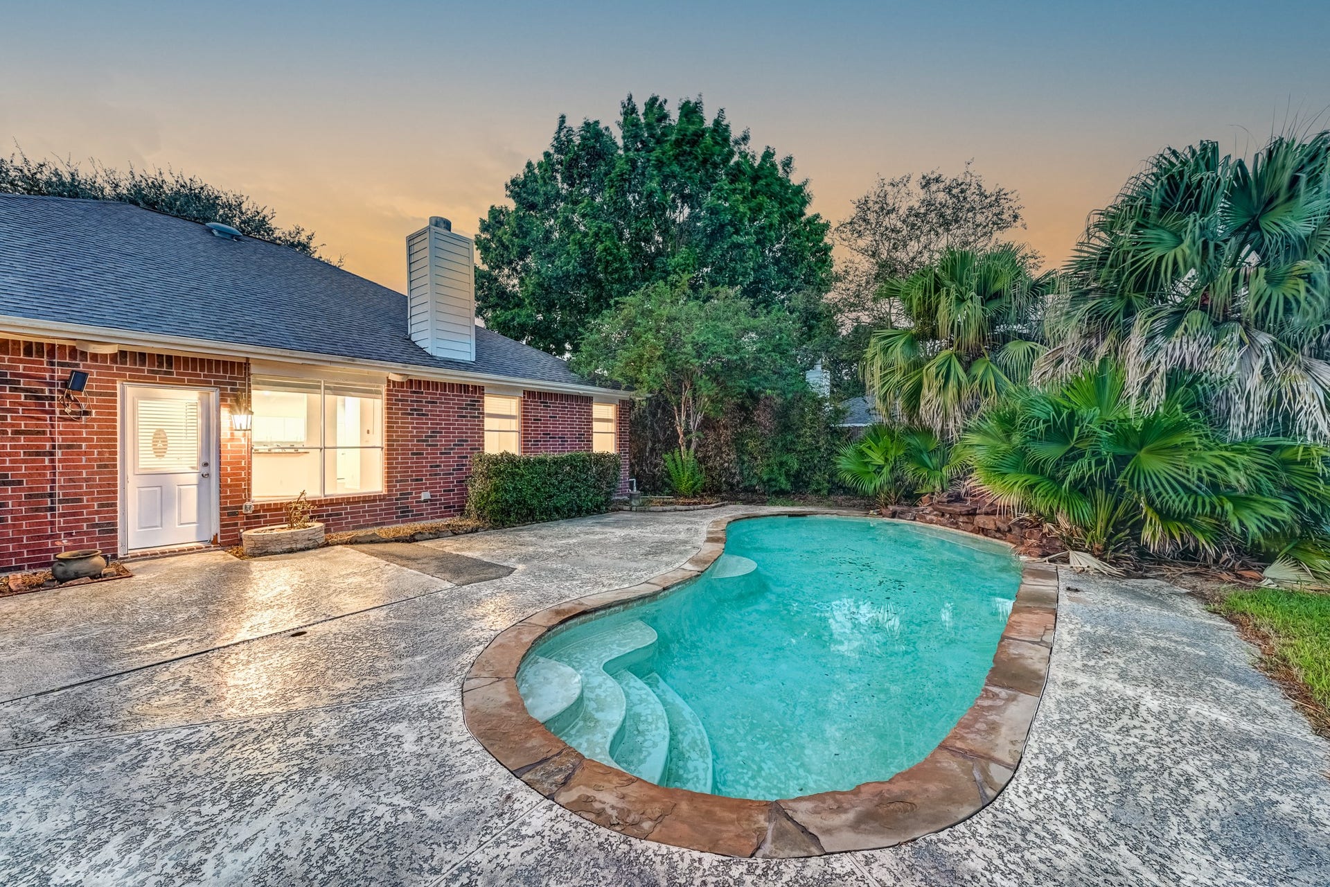 3111 Elkdale Drive, Houston, TX 77082 3111 Elkdale Drive, Houston, TX 77082