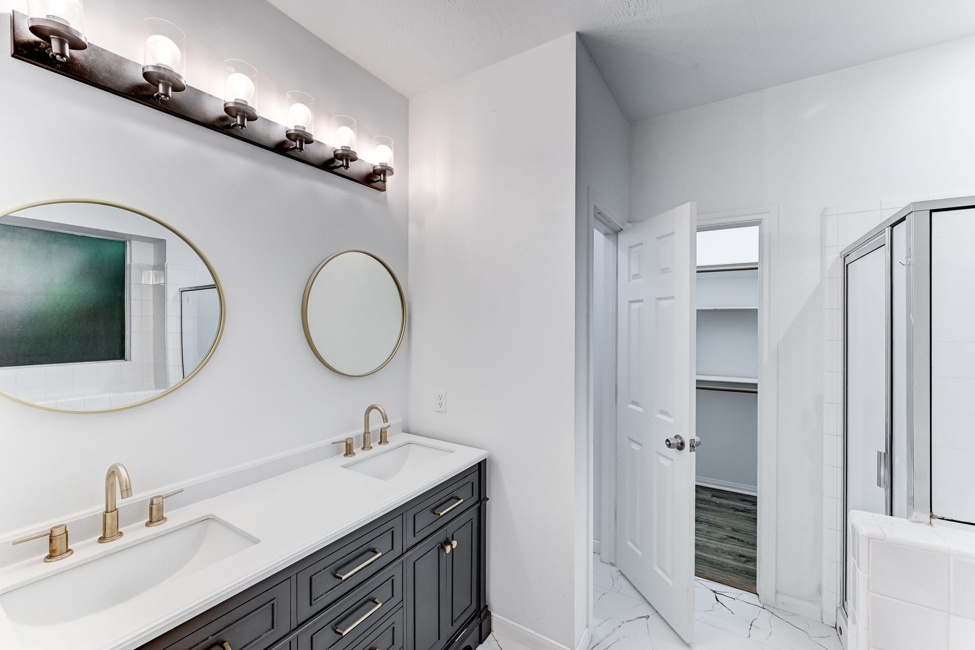 3111 Elkdale Drive, Houston, TX 77082 3111 Elkdale Drive, Houston, TX 77082