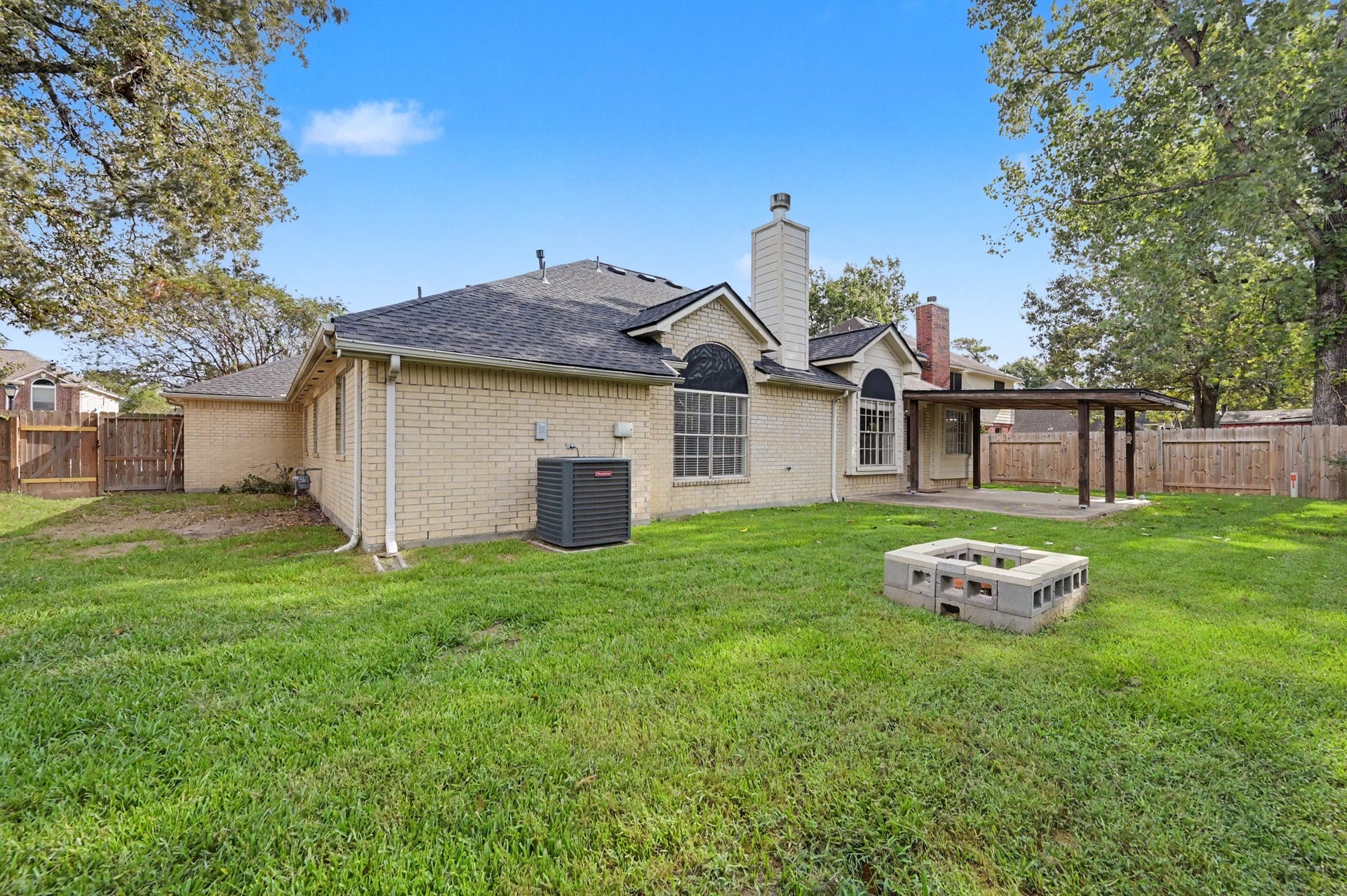 29823 Spring Acres Drive, Spring, TX 77386 Large corner lot w/ plenty of room for a pool, storage and side yard.
