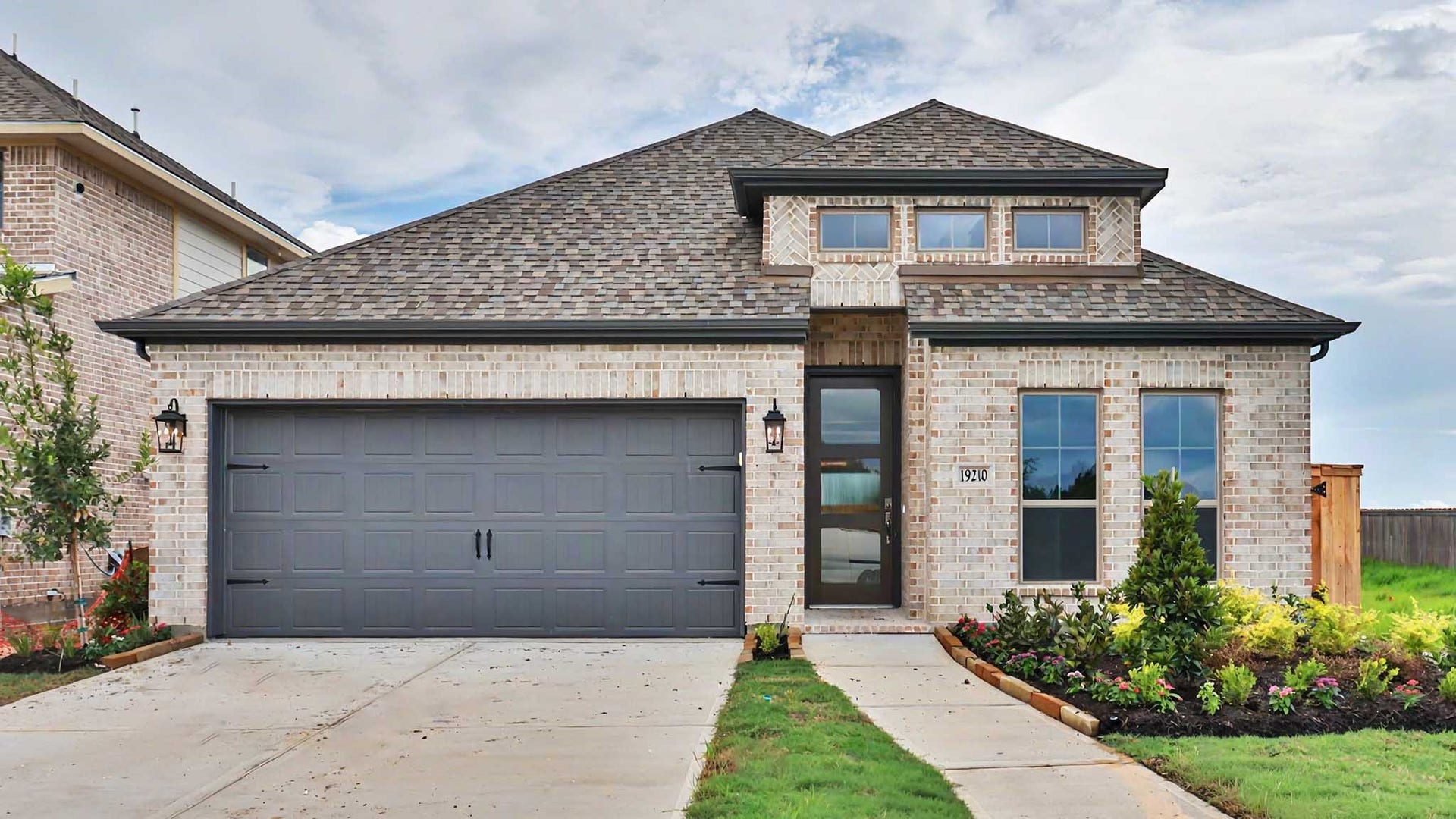 19210 Satsuma Ridge Drive, Manvel, TX 77578