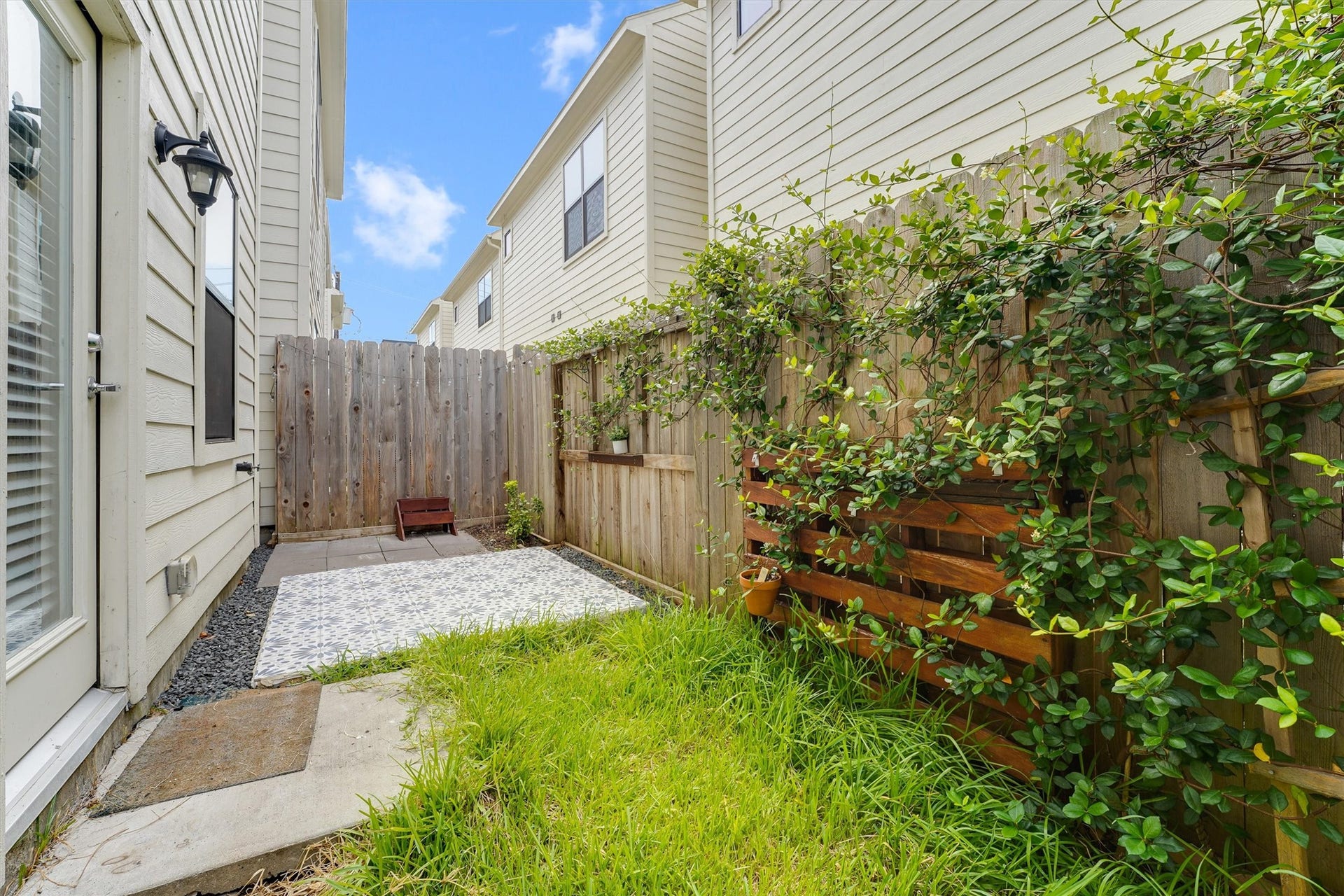 4009 Tulane Street, Houston, TX 77018 4009 Tulane Street, Houston, TX 77018